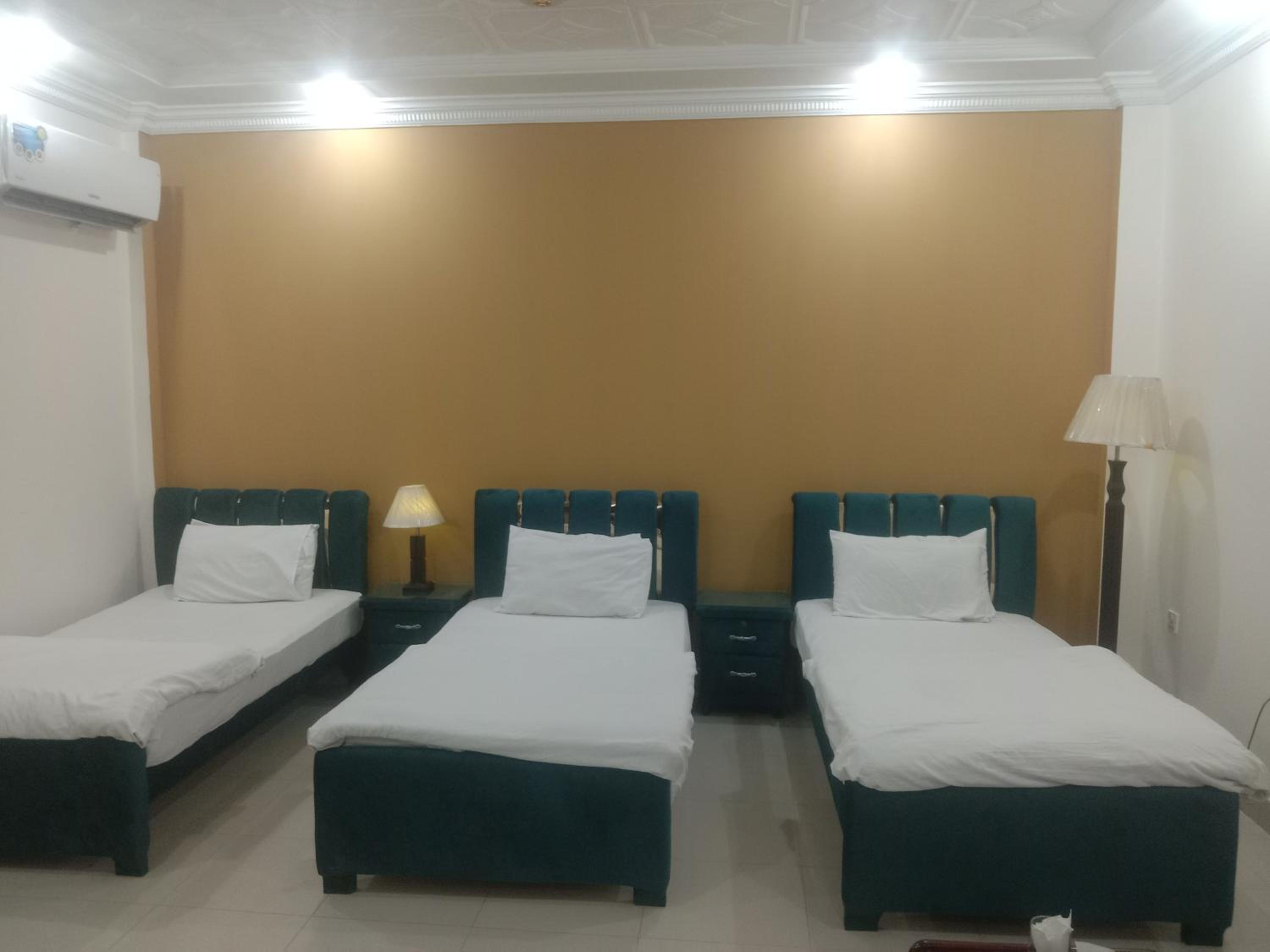 Standard Double or Twin Room photo 3