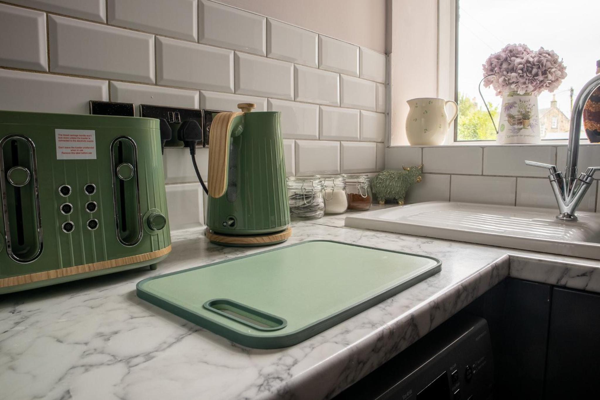 Three-Bedroom Apartment photo 2