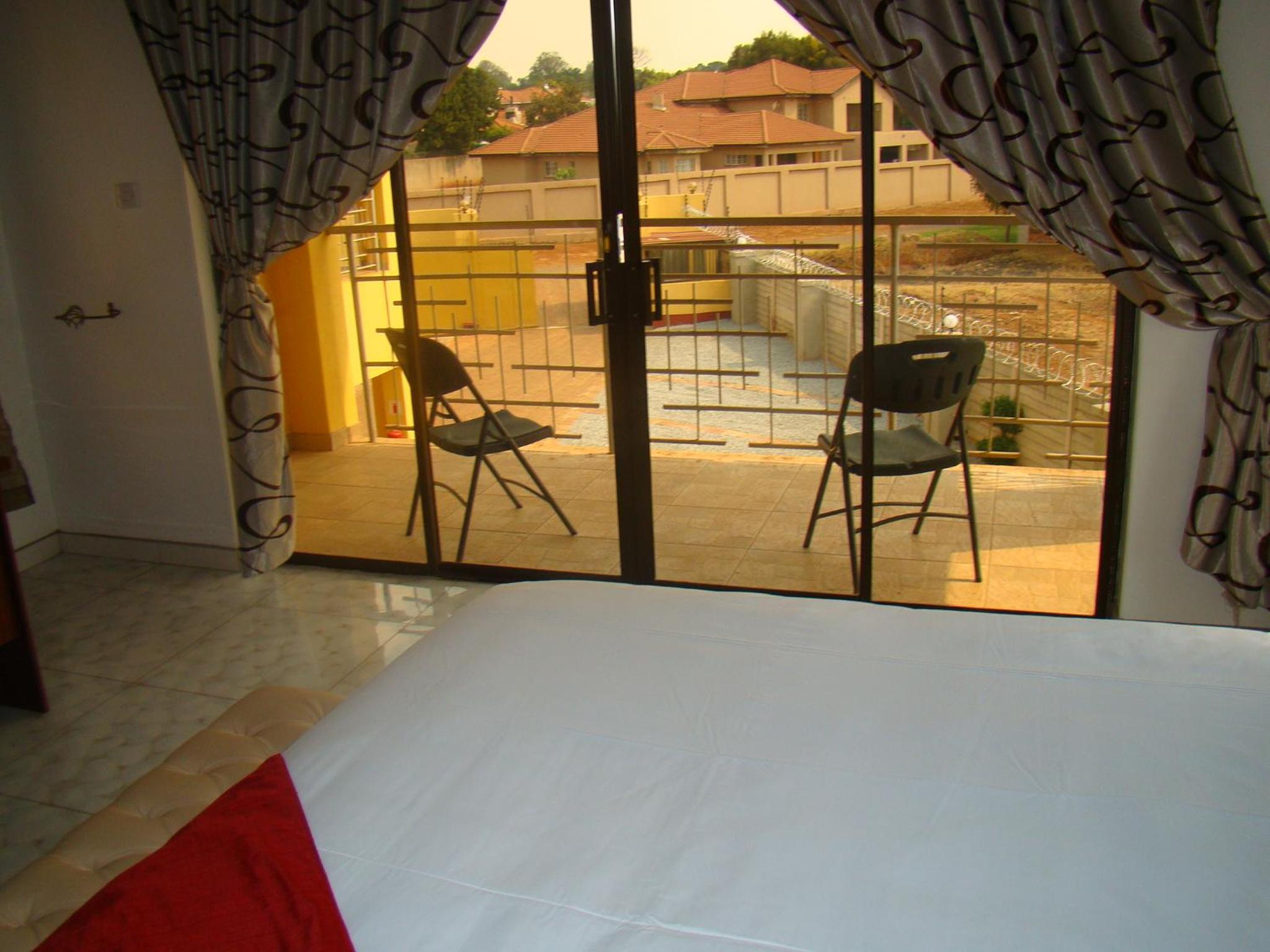 Deluxe Double Room with Balcony photo 1