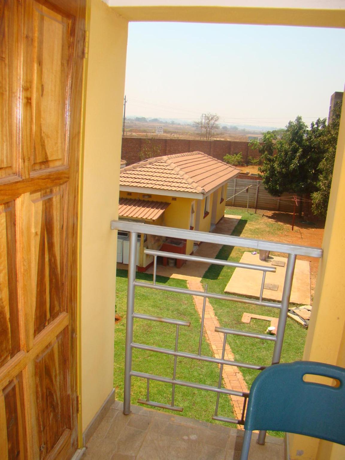 Deluxe Double Room with Balcony photo 3