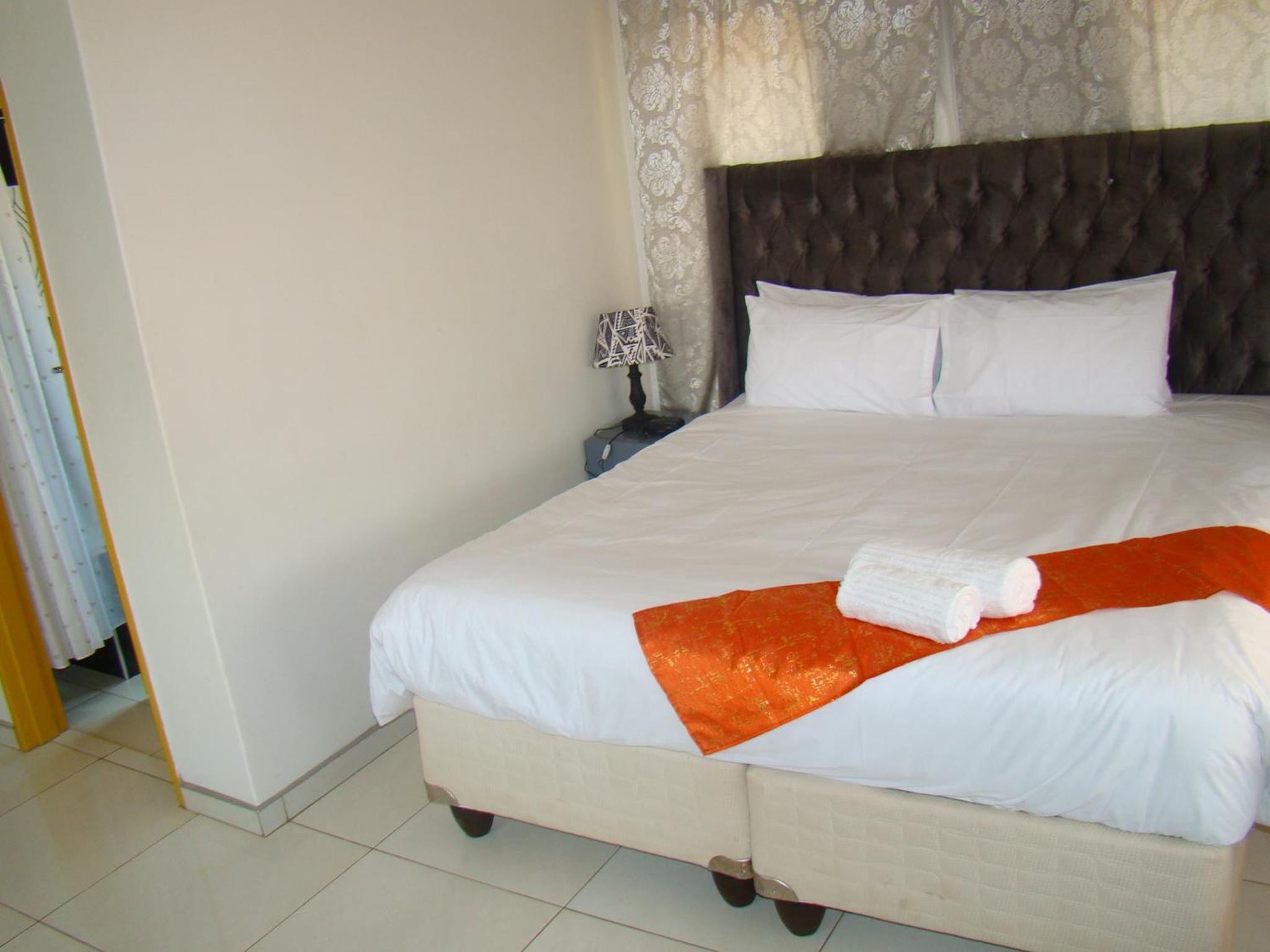 Deluxe Double Room with Balcony photo 1