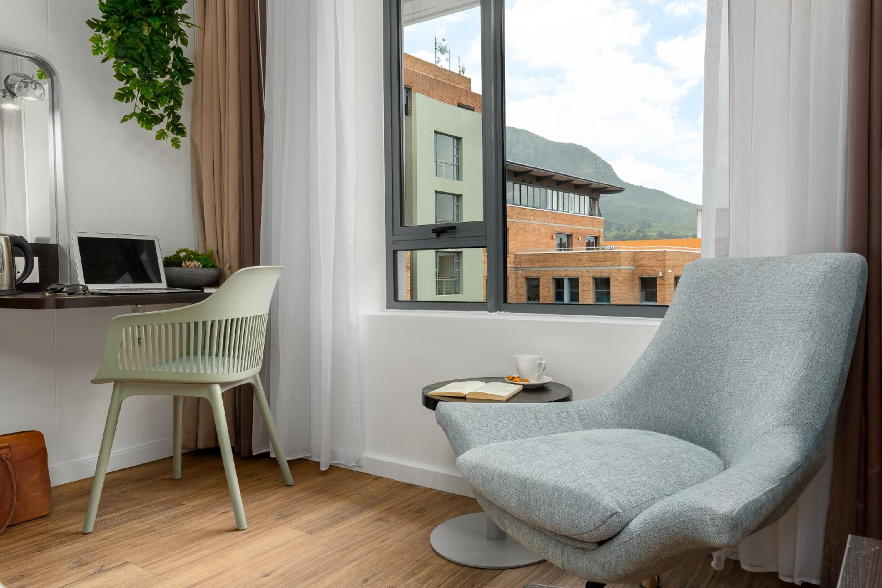 Standard Double Room - Photo 6