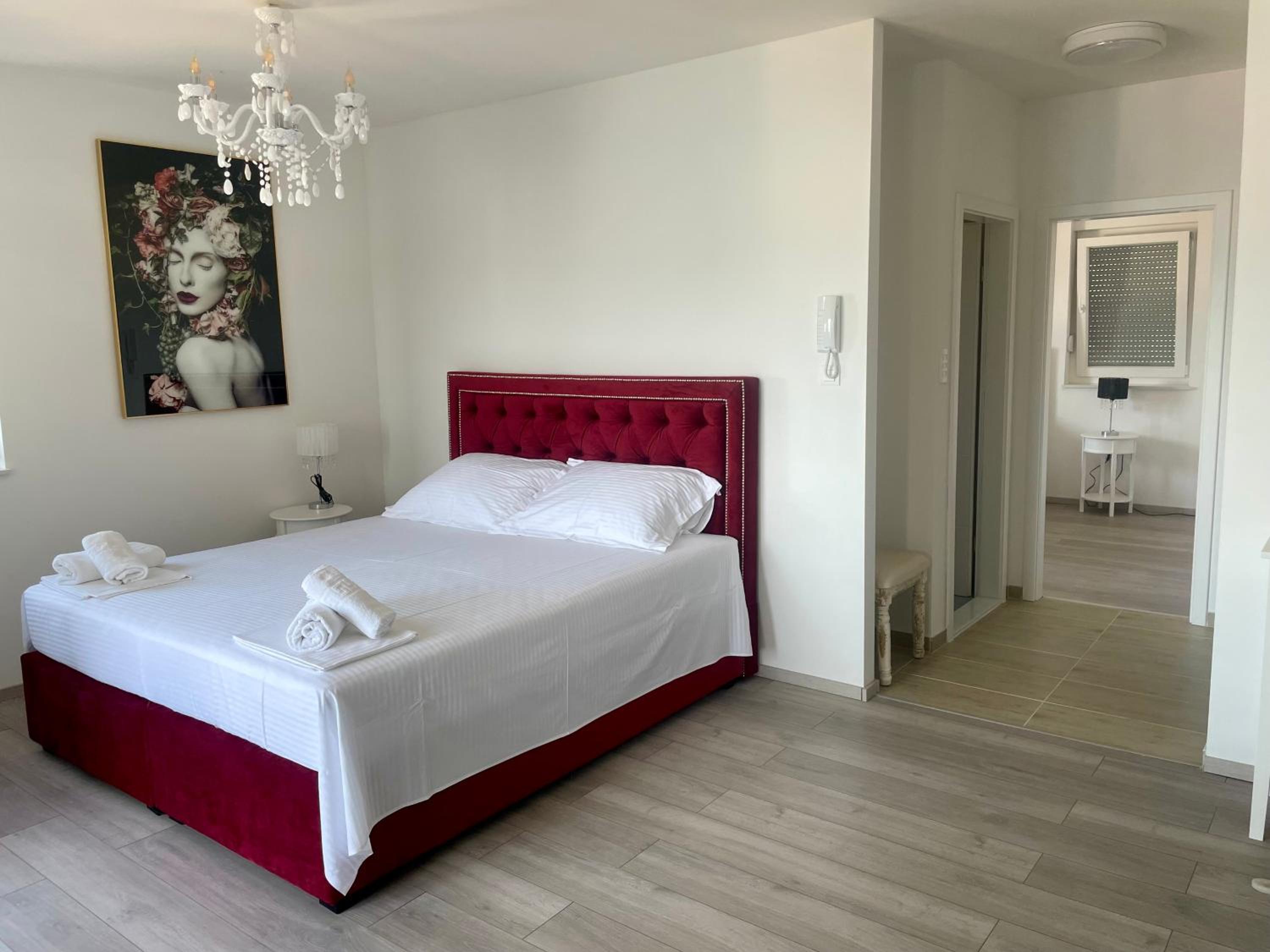 Deluxe Double Room with Balcony and Sea View