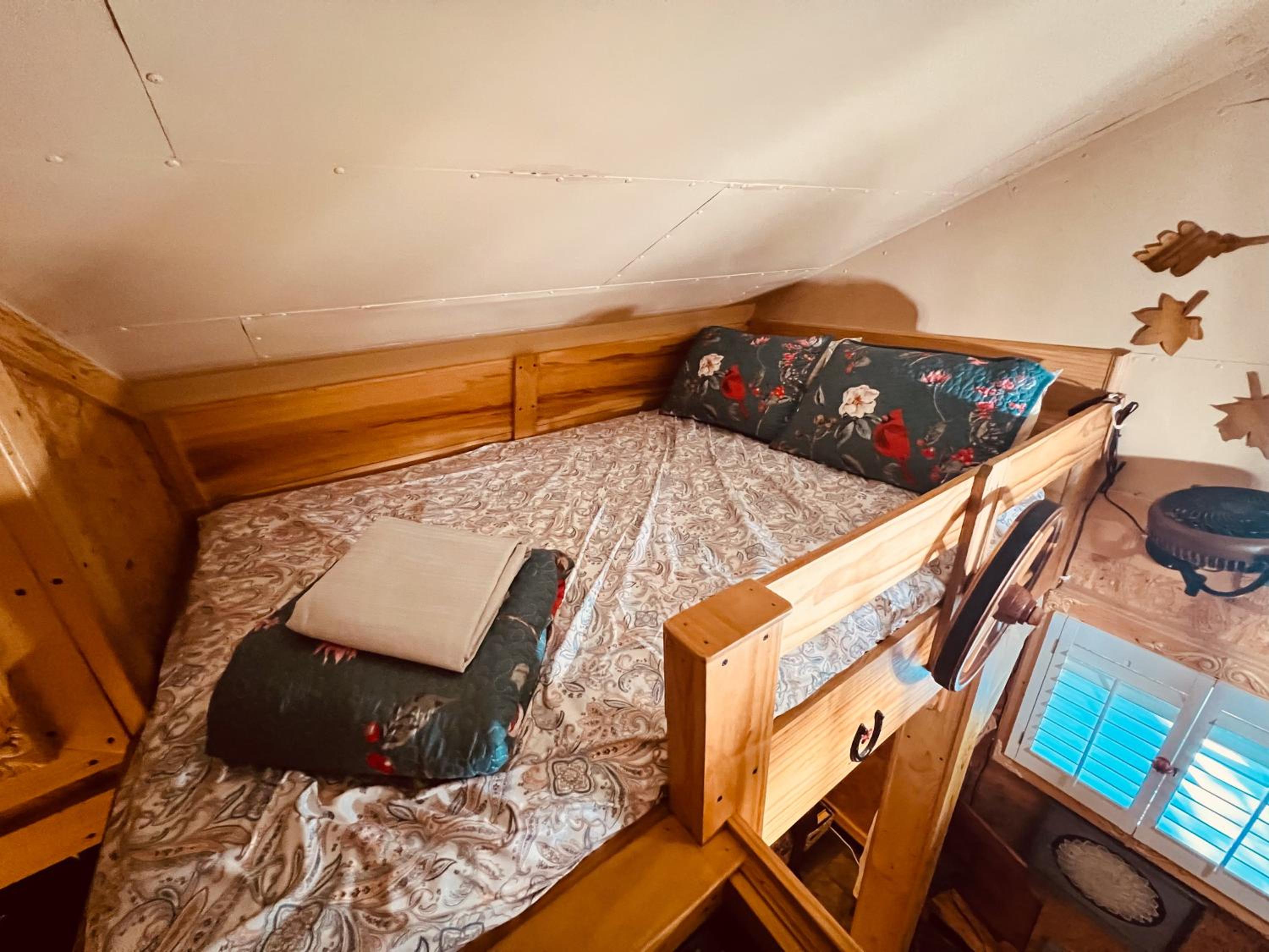 One-Bedroom House photo 1