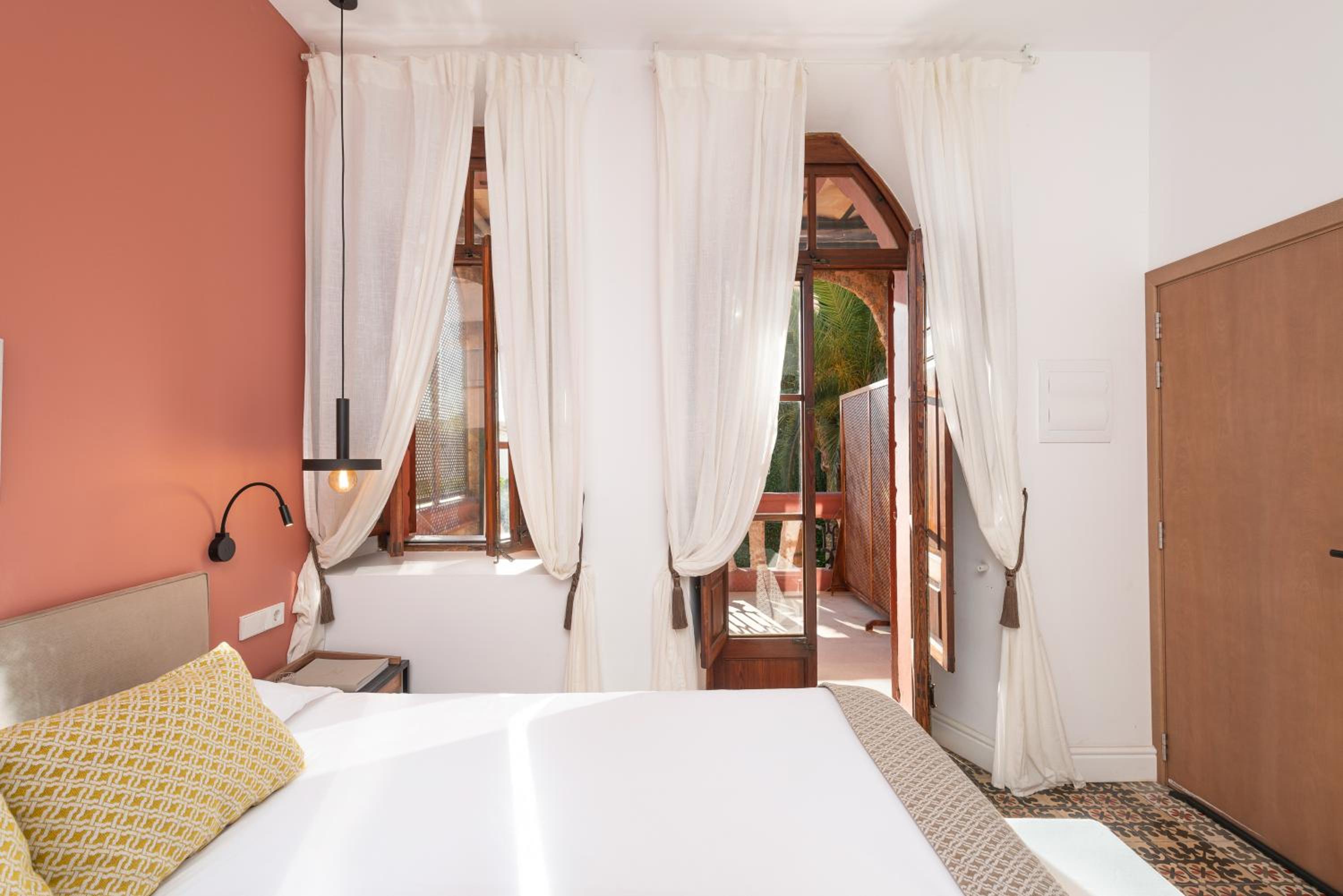 Standard Double Room with Terrace