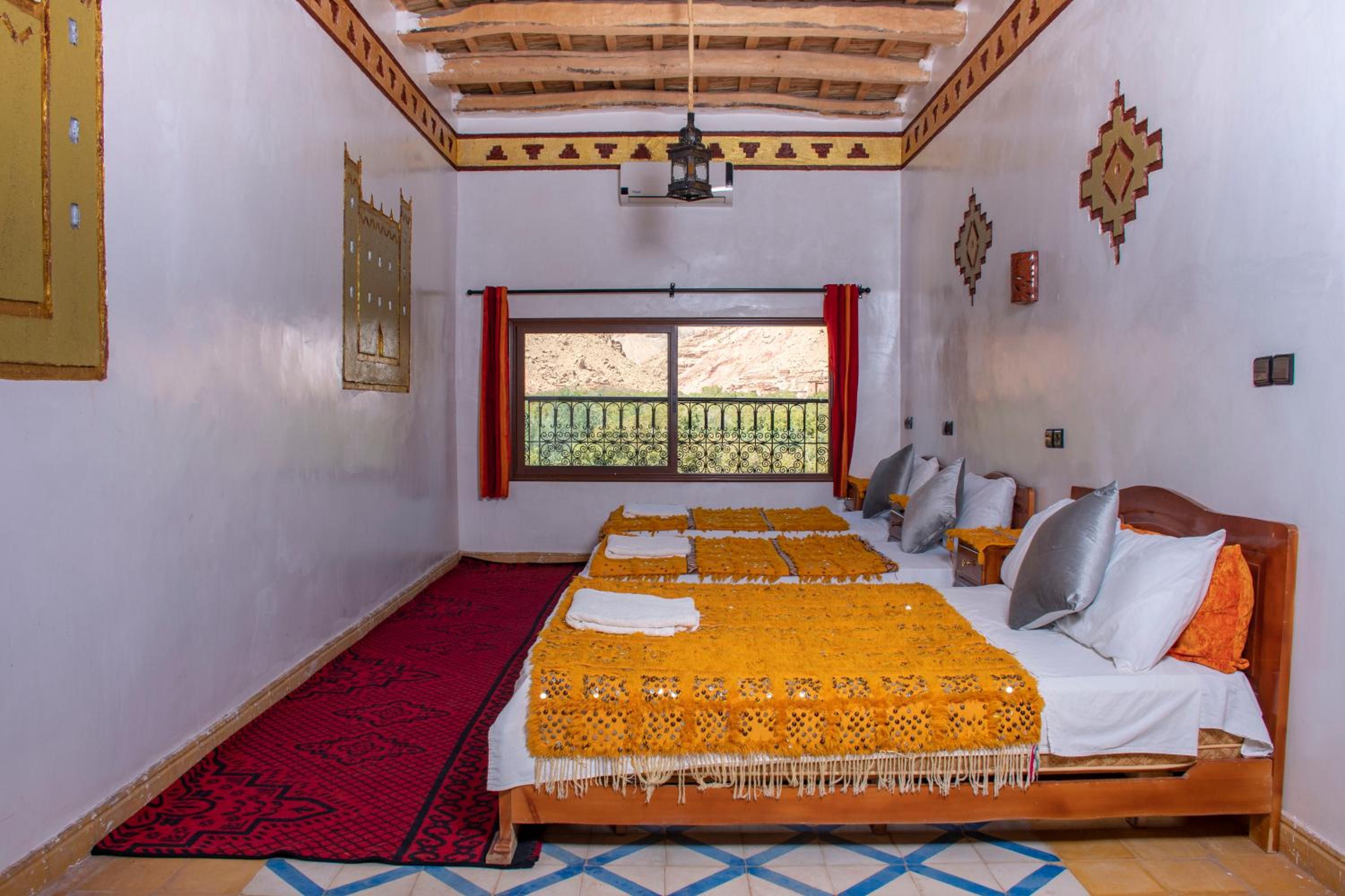 Triple Room - Photo 15