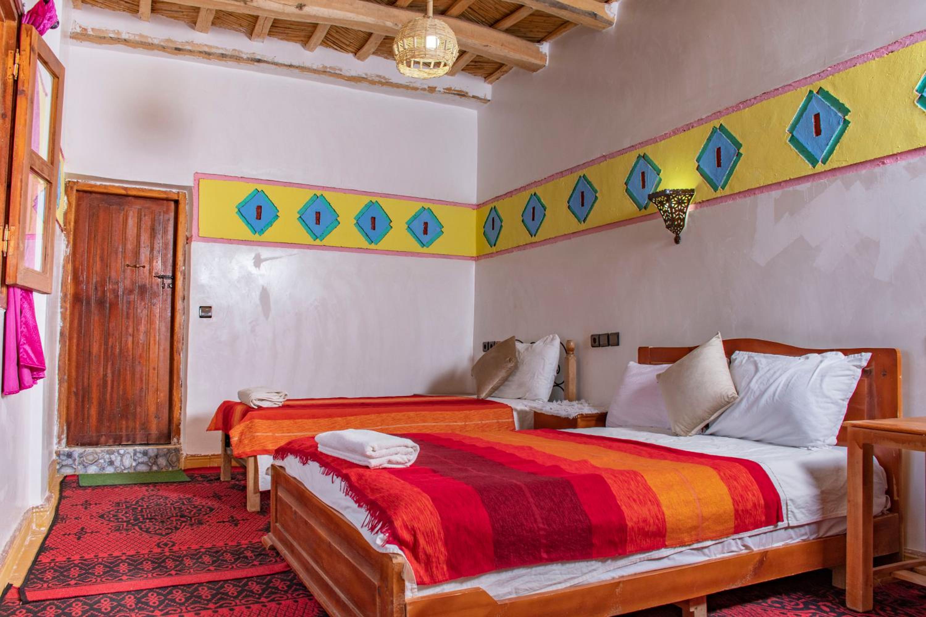 Large Double Room - Photo 19