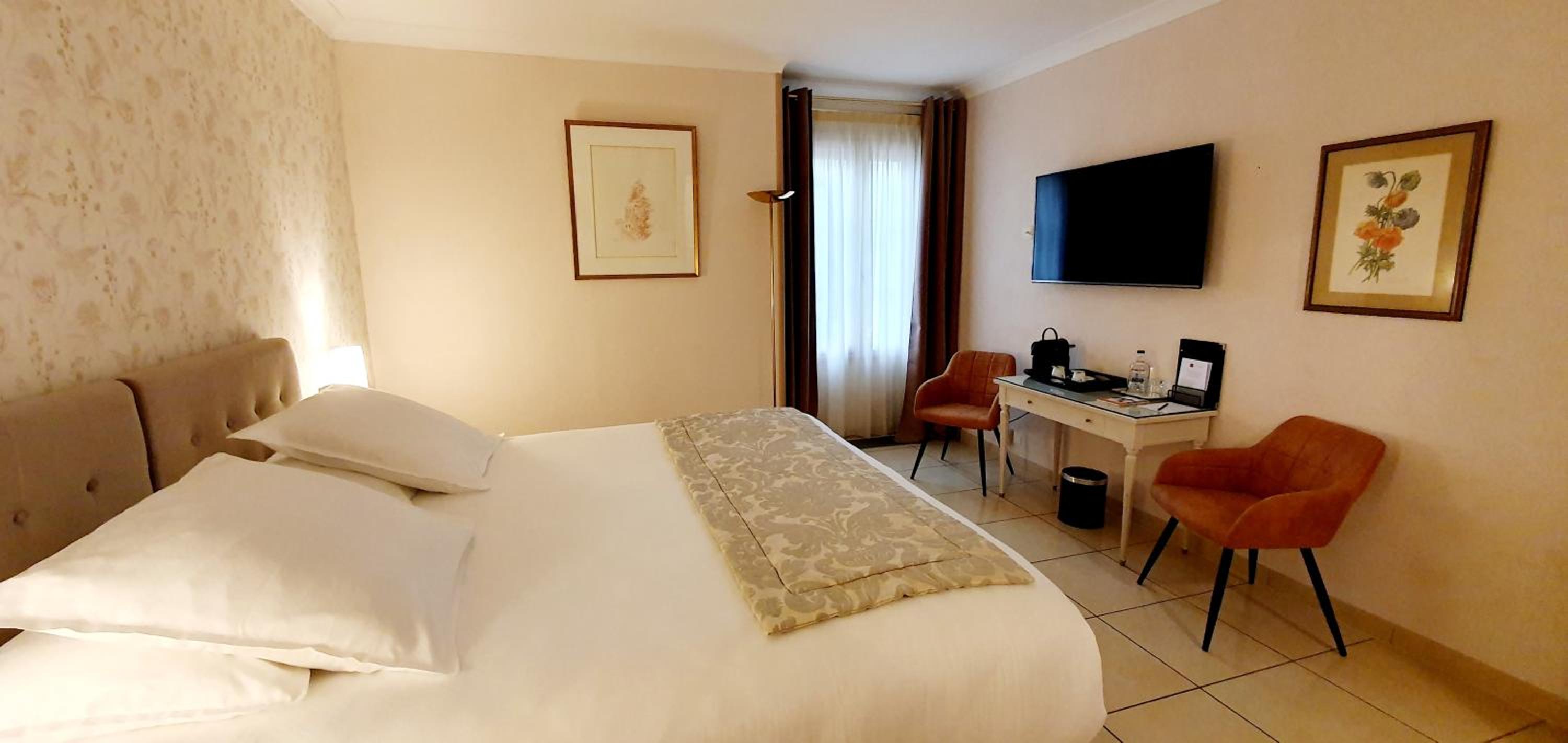 Superior Double Room - Photo 3