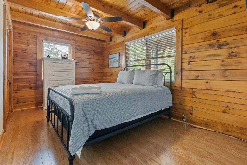 Four-Bedroom House photo 1
