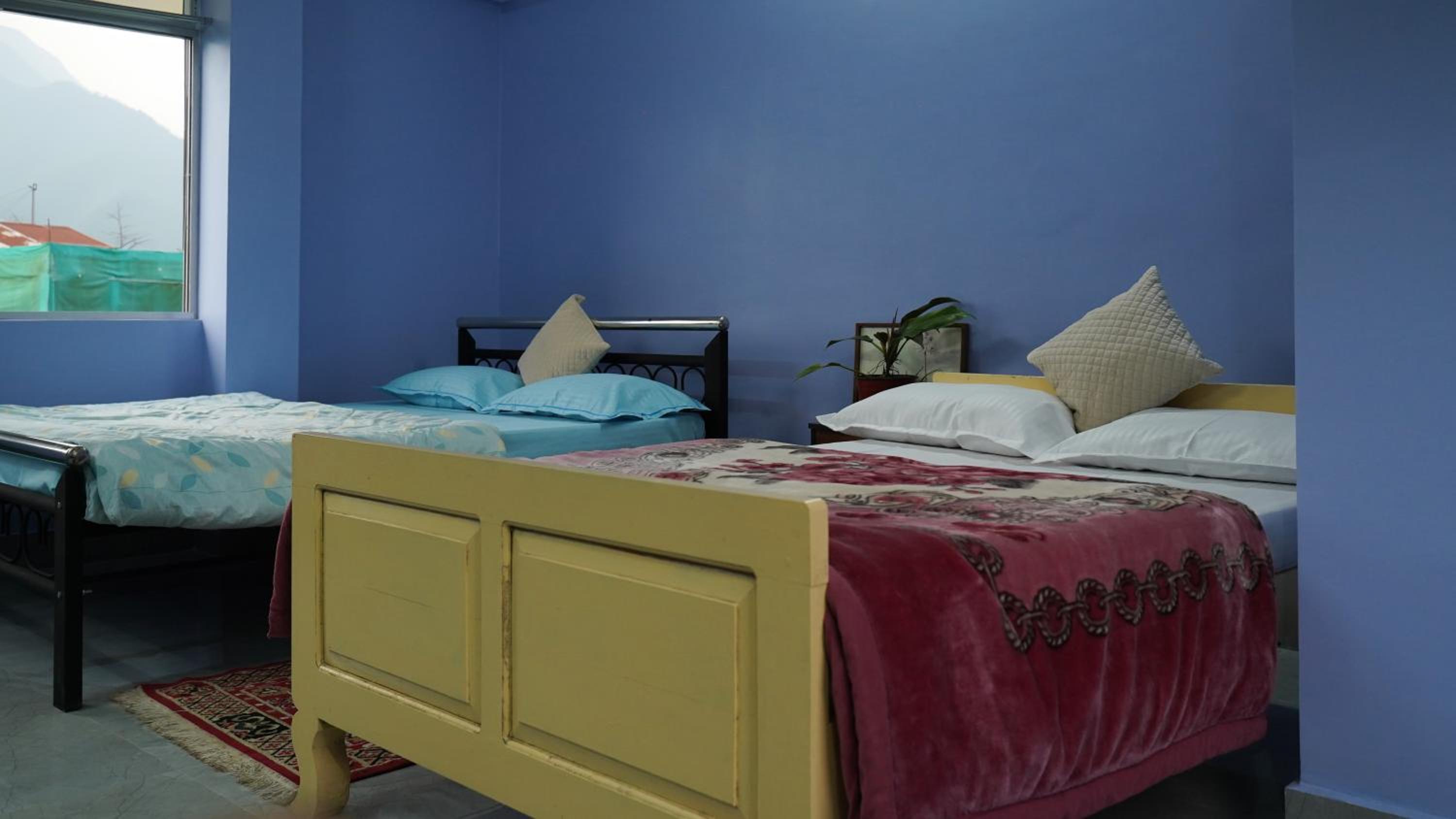 Quadruple Room with Mountain View photo 1