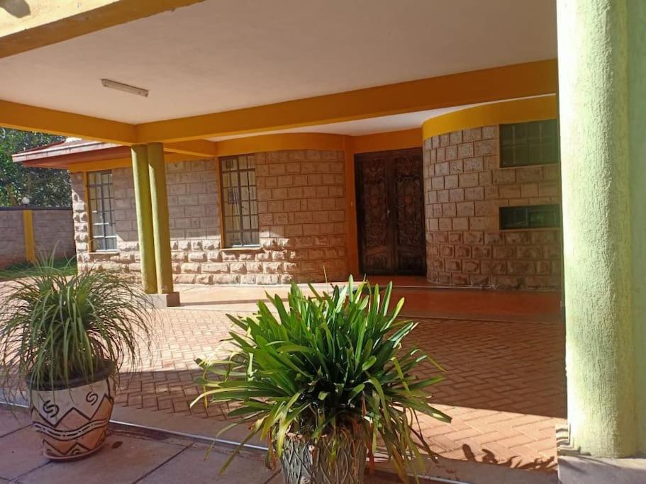 Four-Bedroom House photo 2