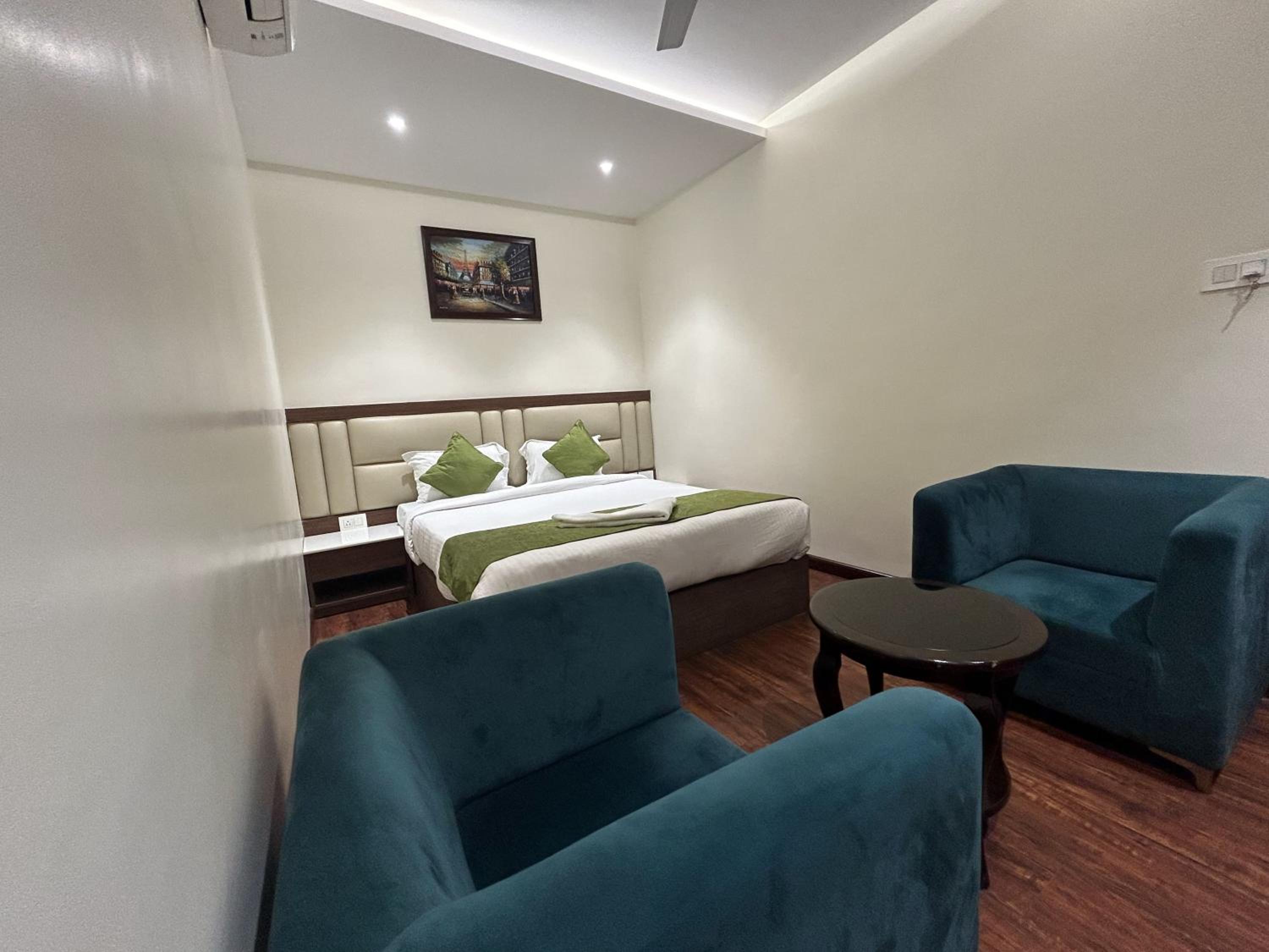 Executive Suite photo 1