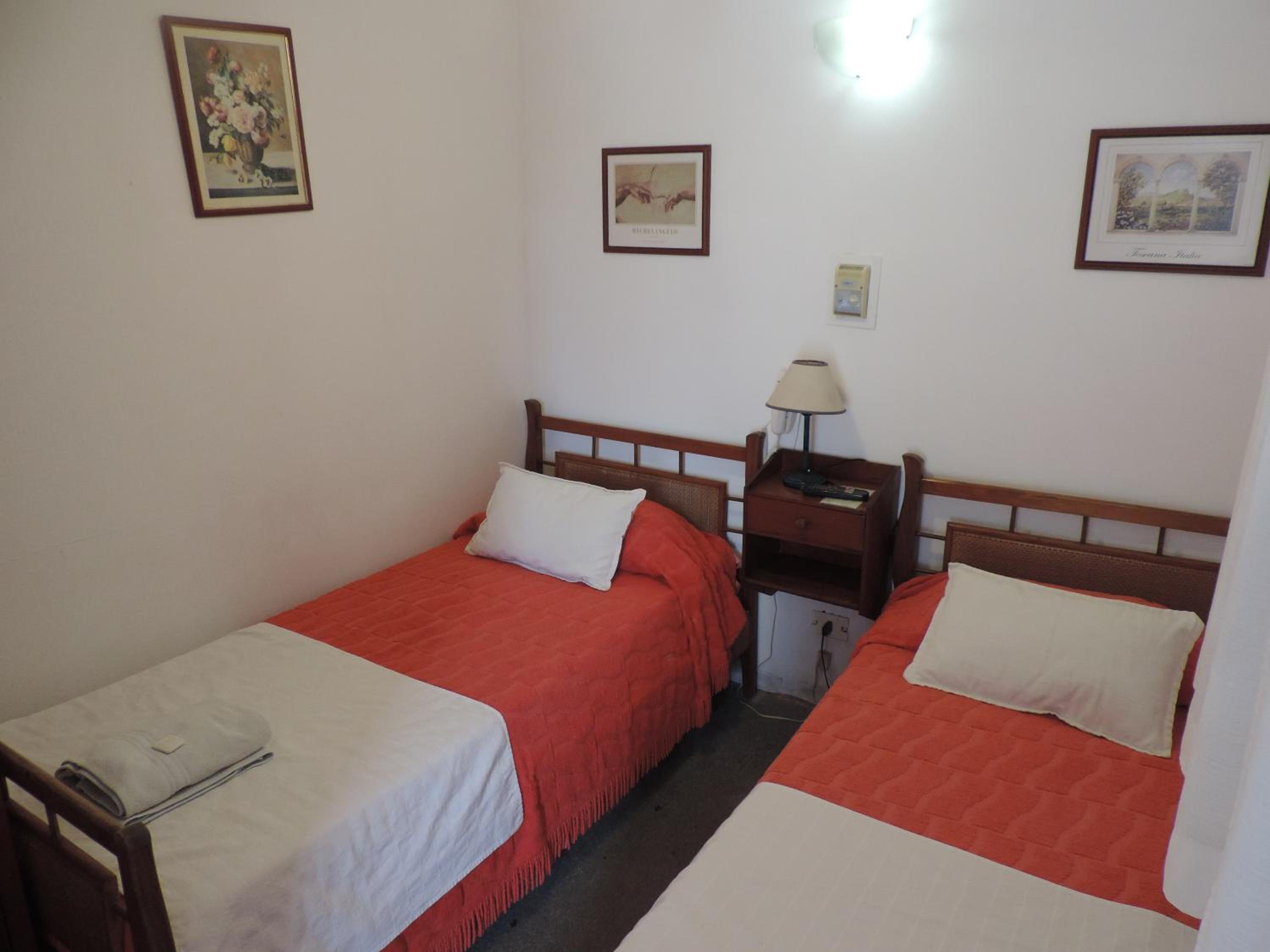 Twin Room photo 1
