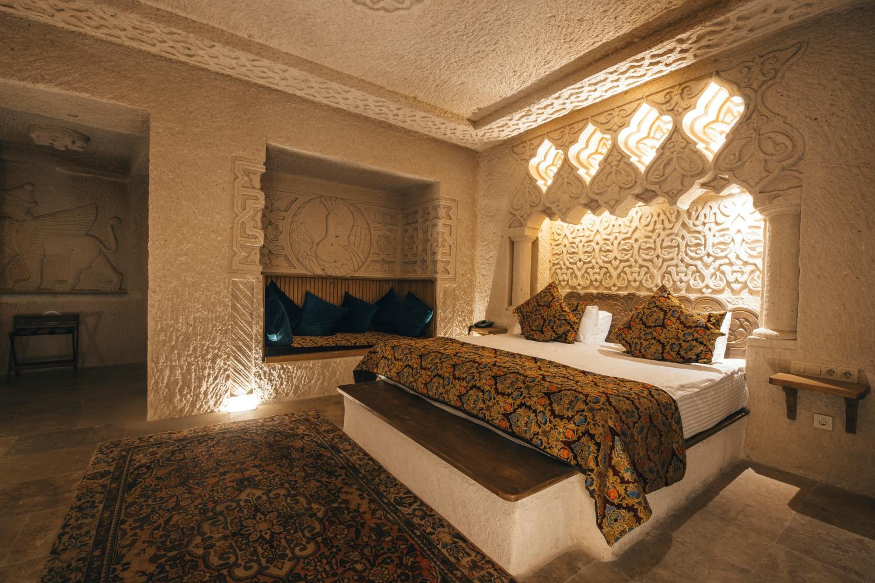 King Room with Spa Bath - Photo 5