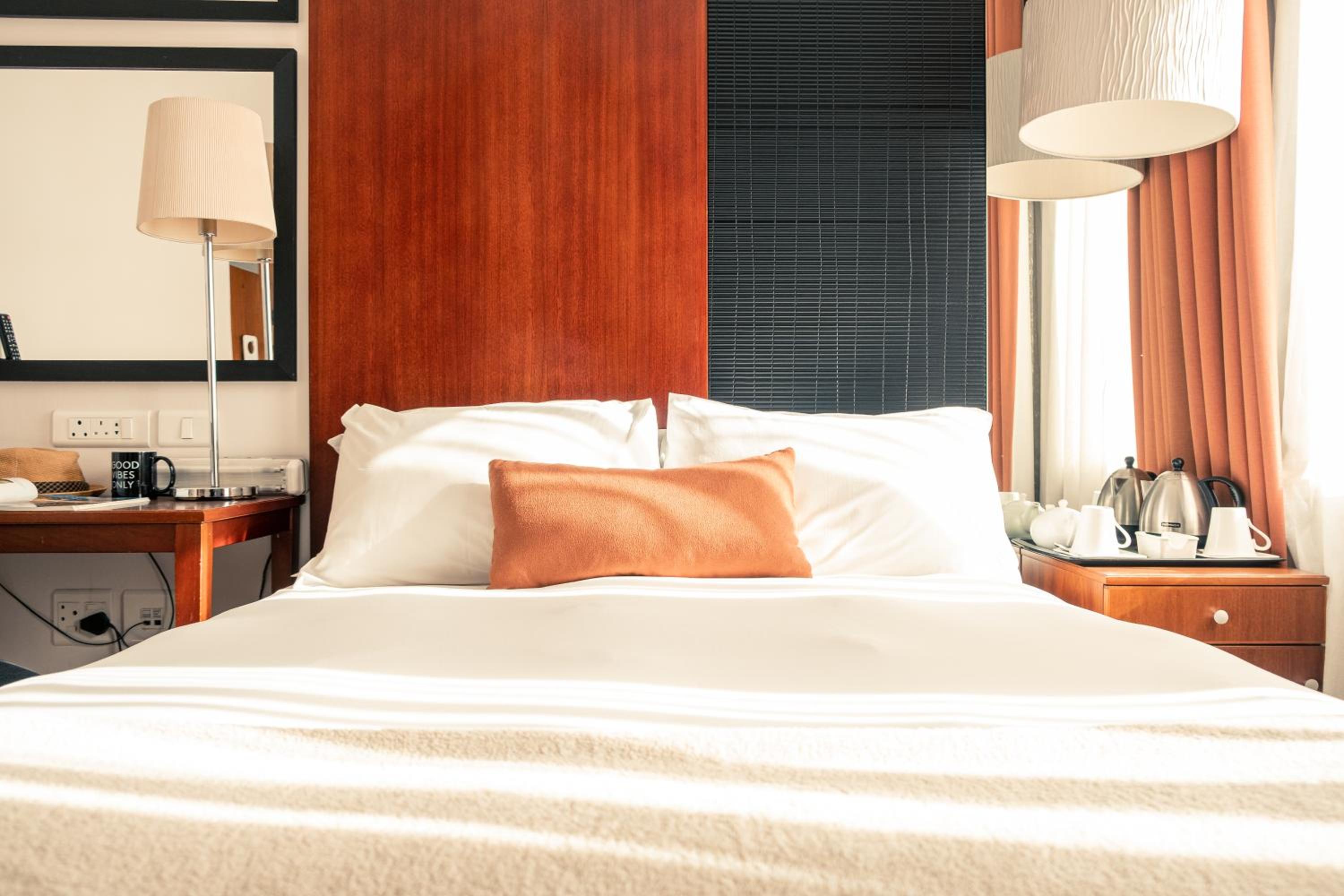 Small Double Room - Photo 14