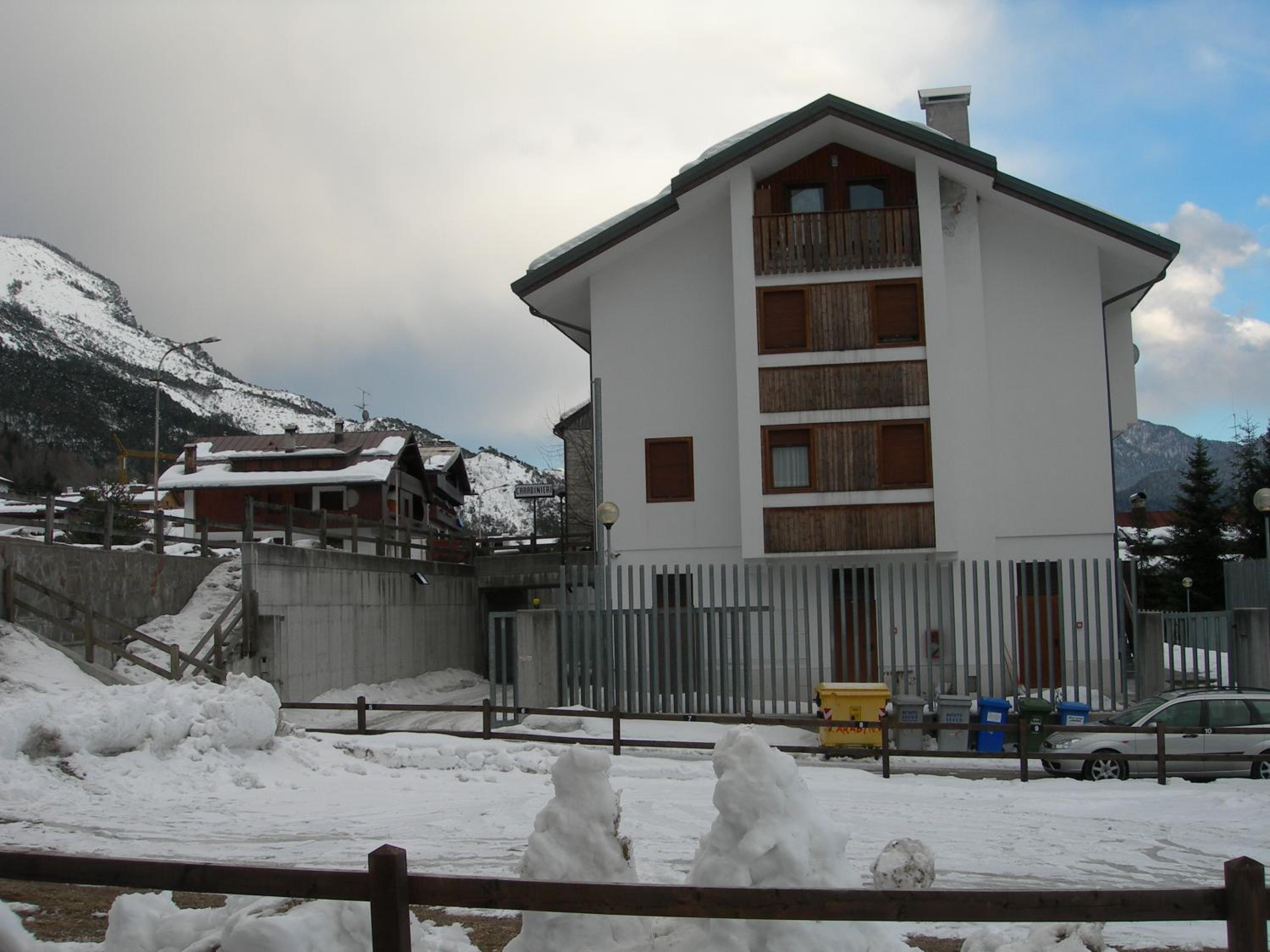 Apartment - Ground Floor photo 2