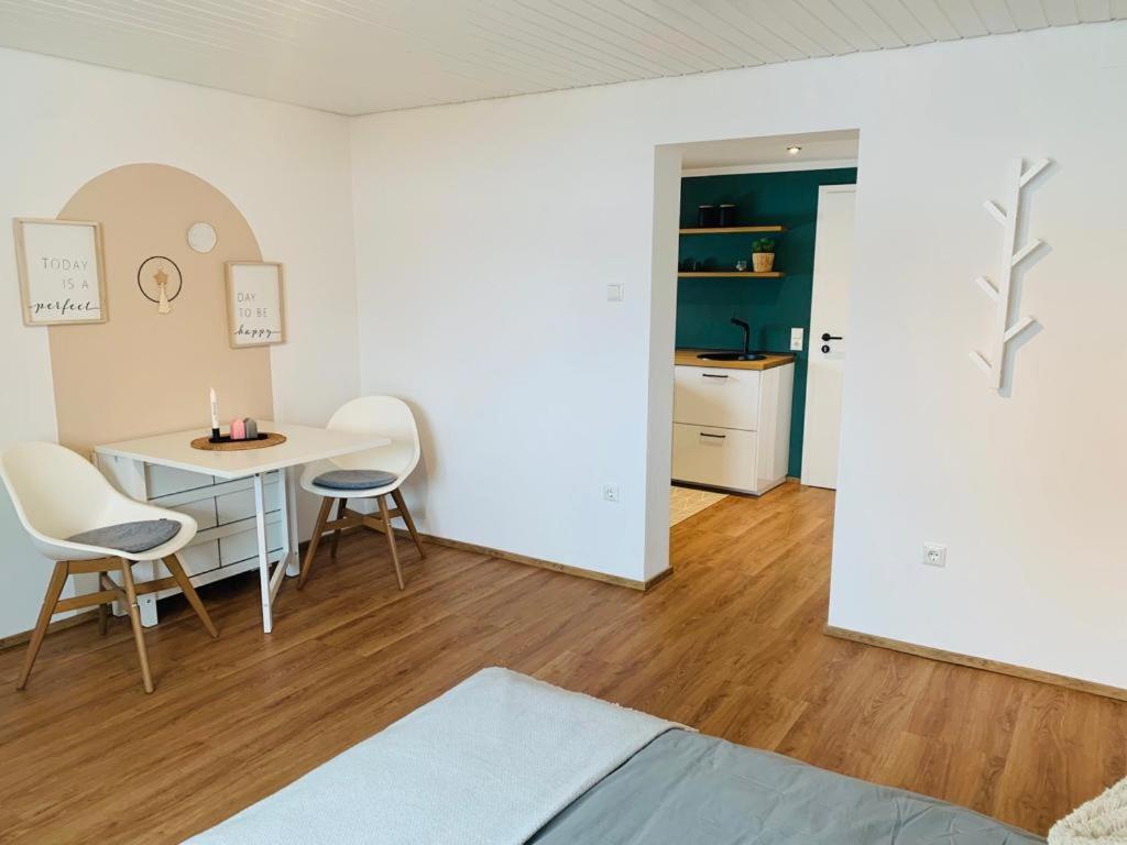 One-Bedroom Apartment - Non-Smoking photo 1