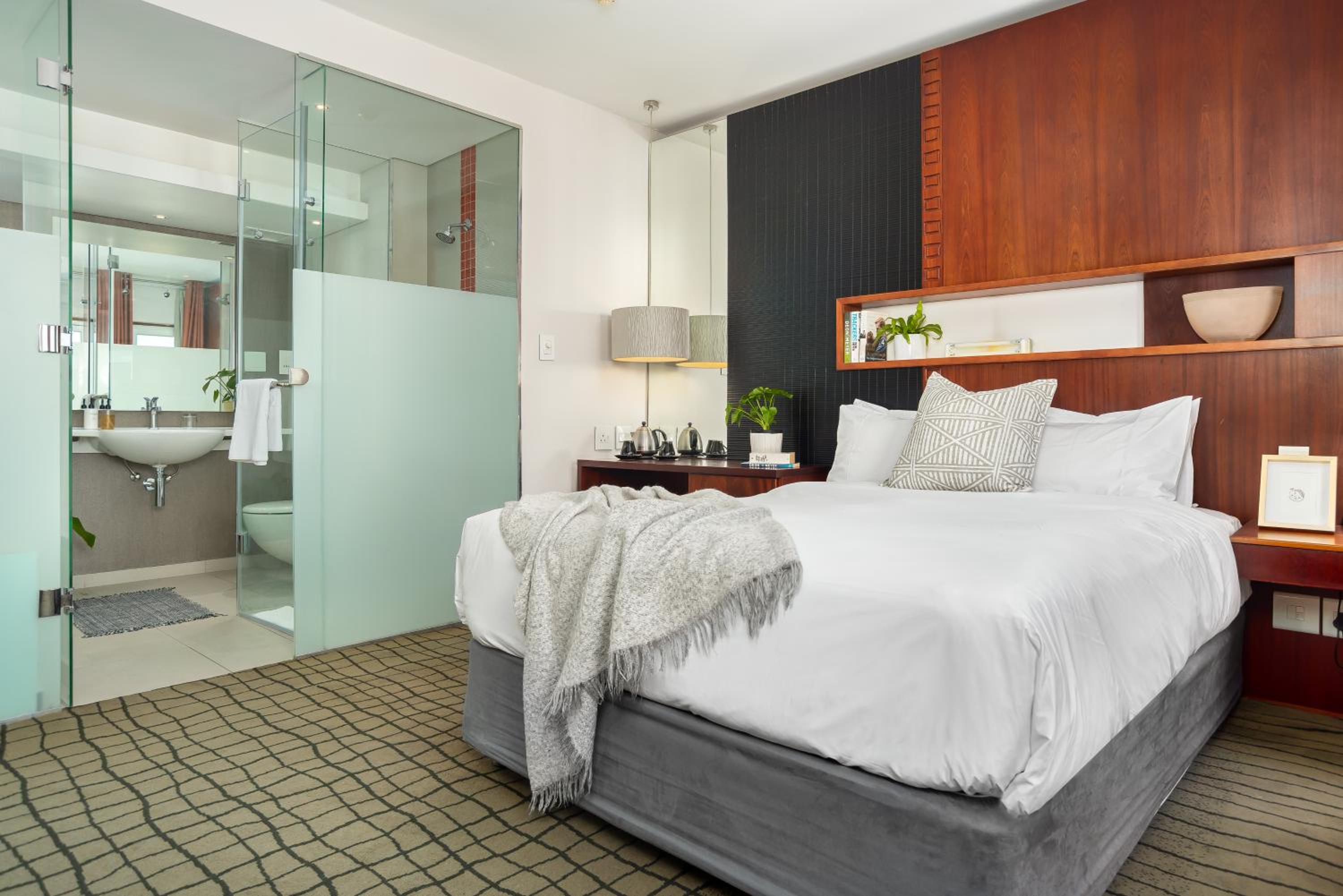 Double Room - Photo 17