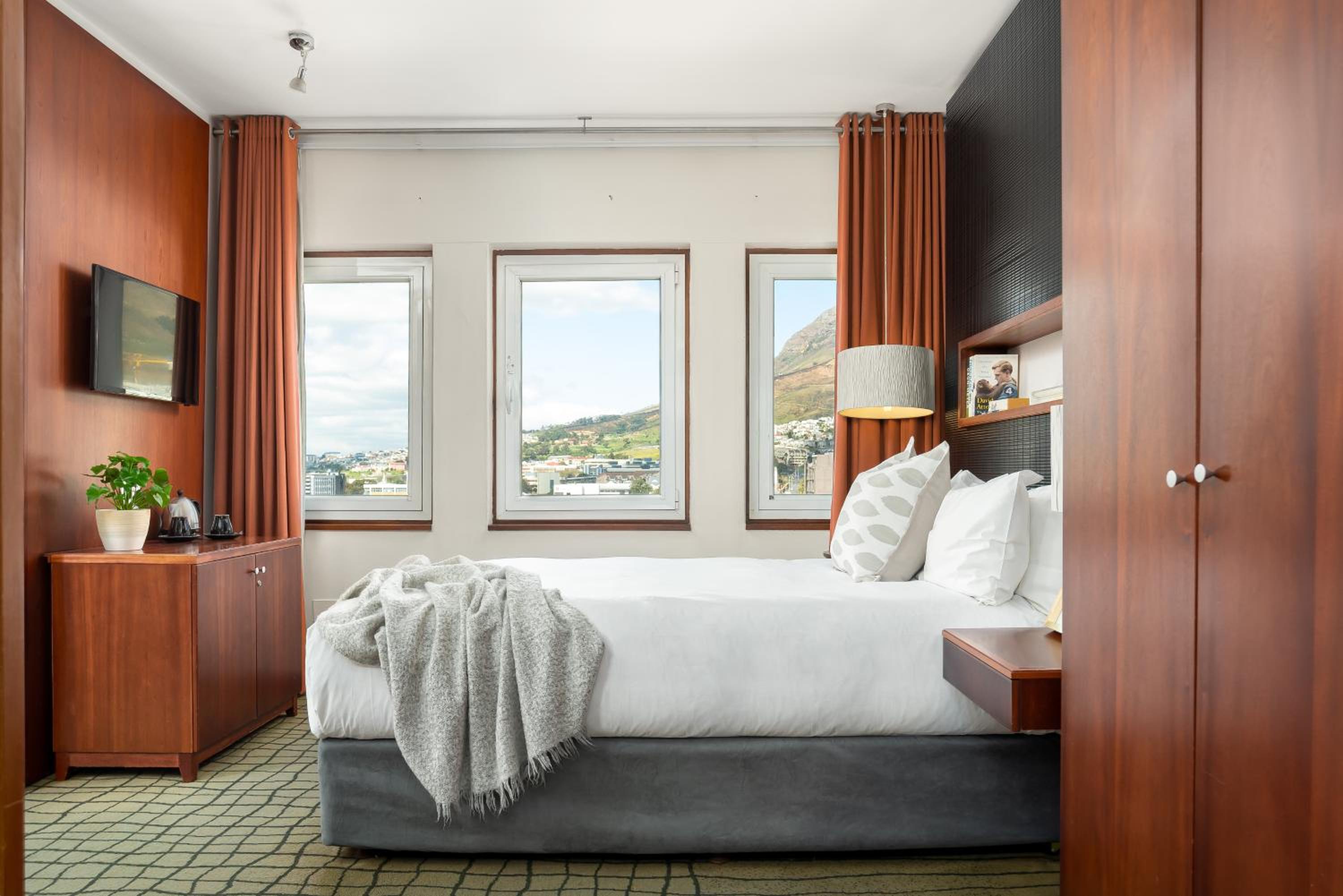Double Room - Photo 7
