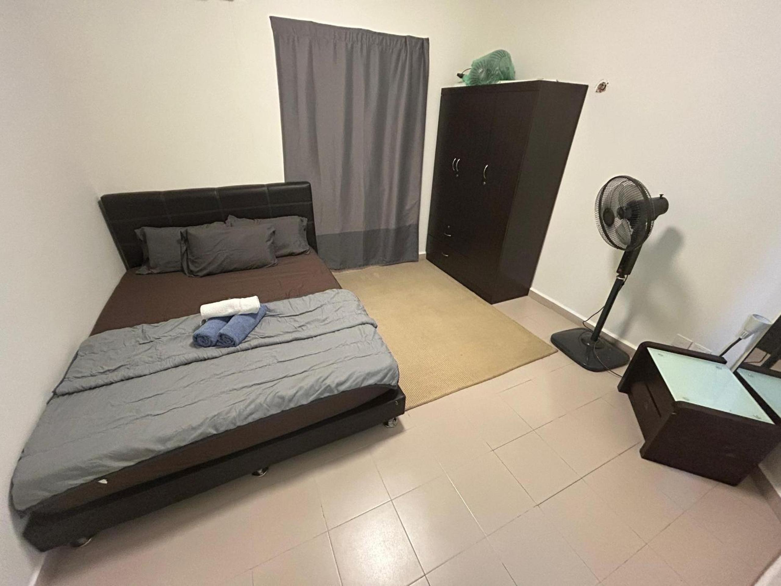 Two-Bedroom Apartment with View photo 3