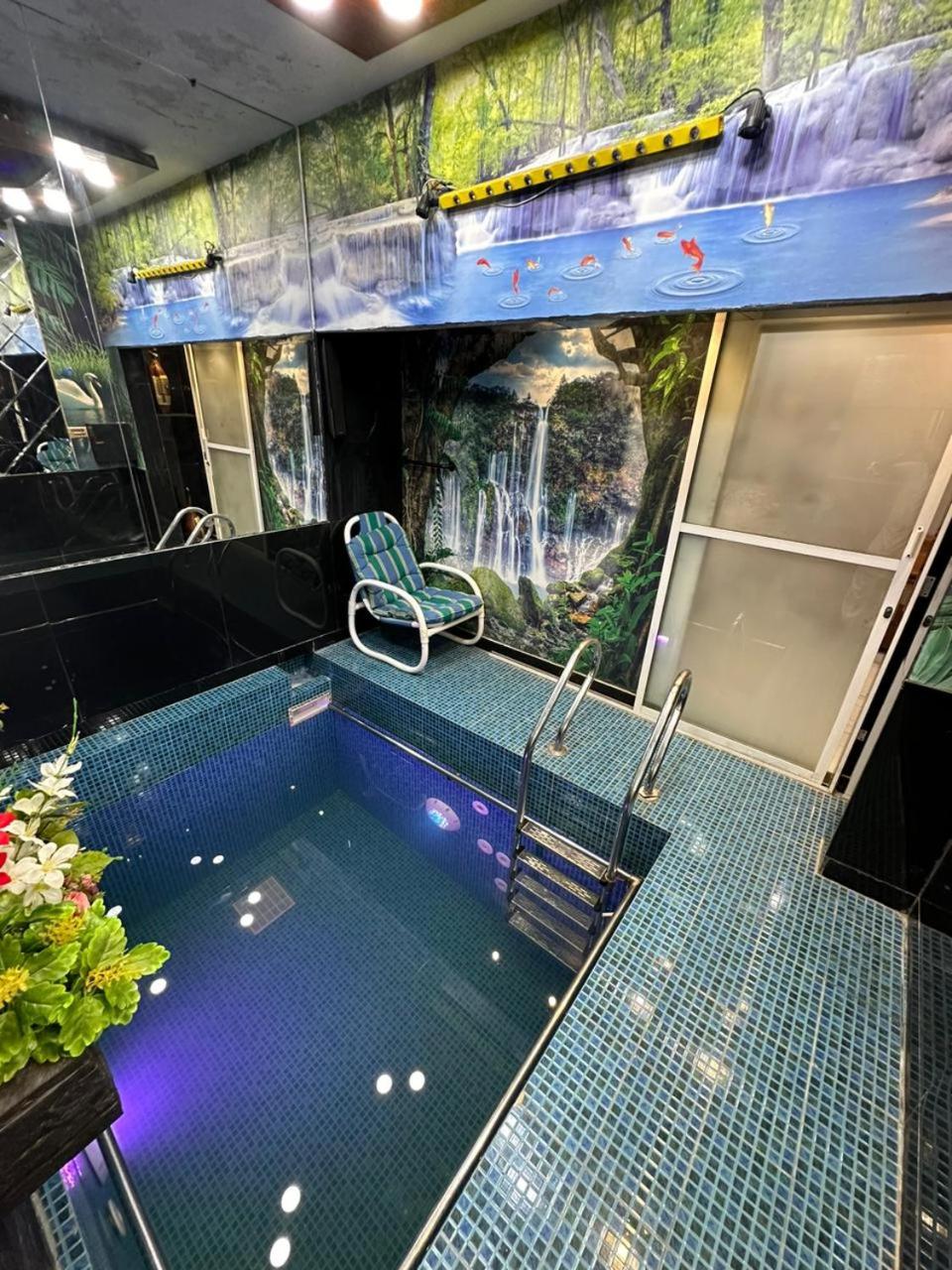 Junior Suite with Private Pool photo 2
