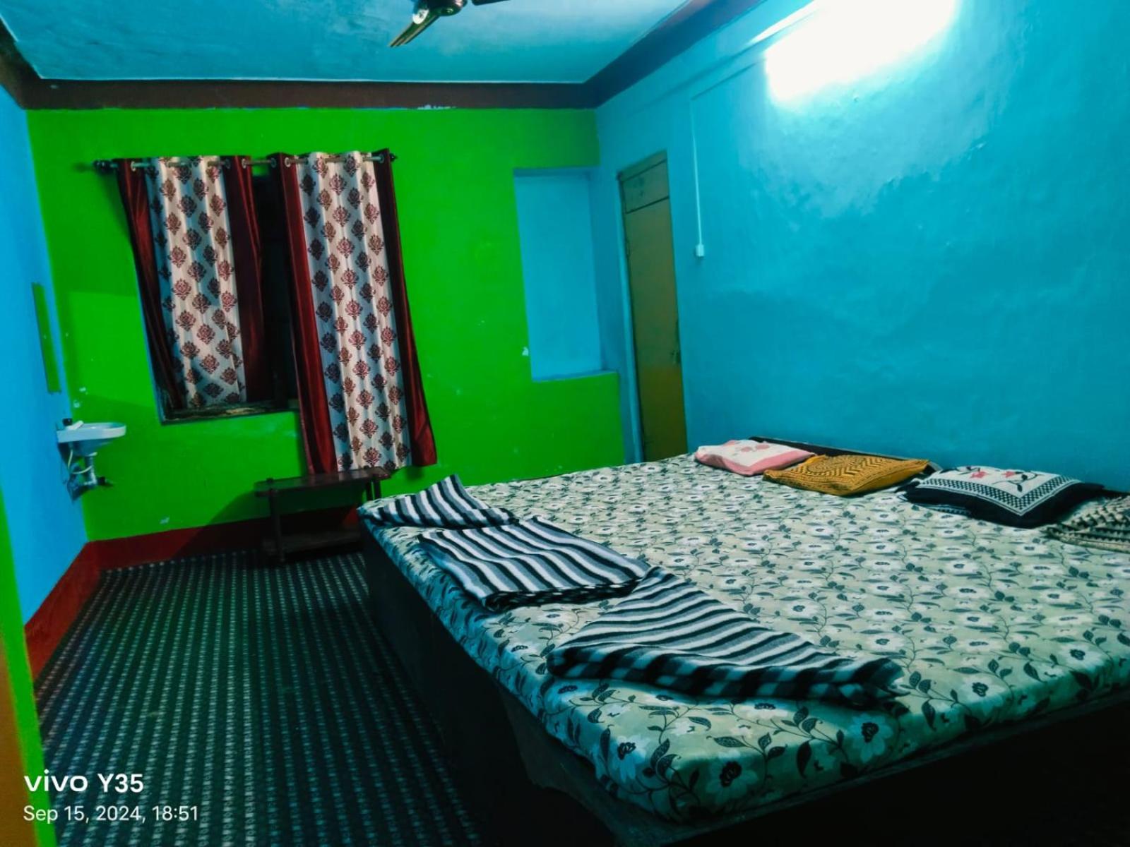 Double Room With Private Bathroom photo 2