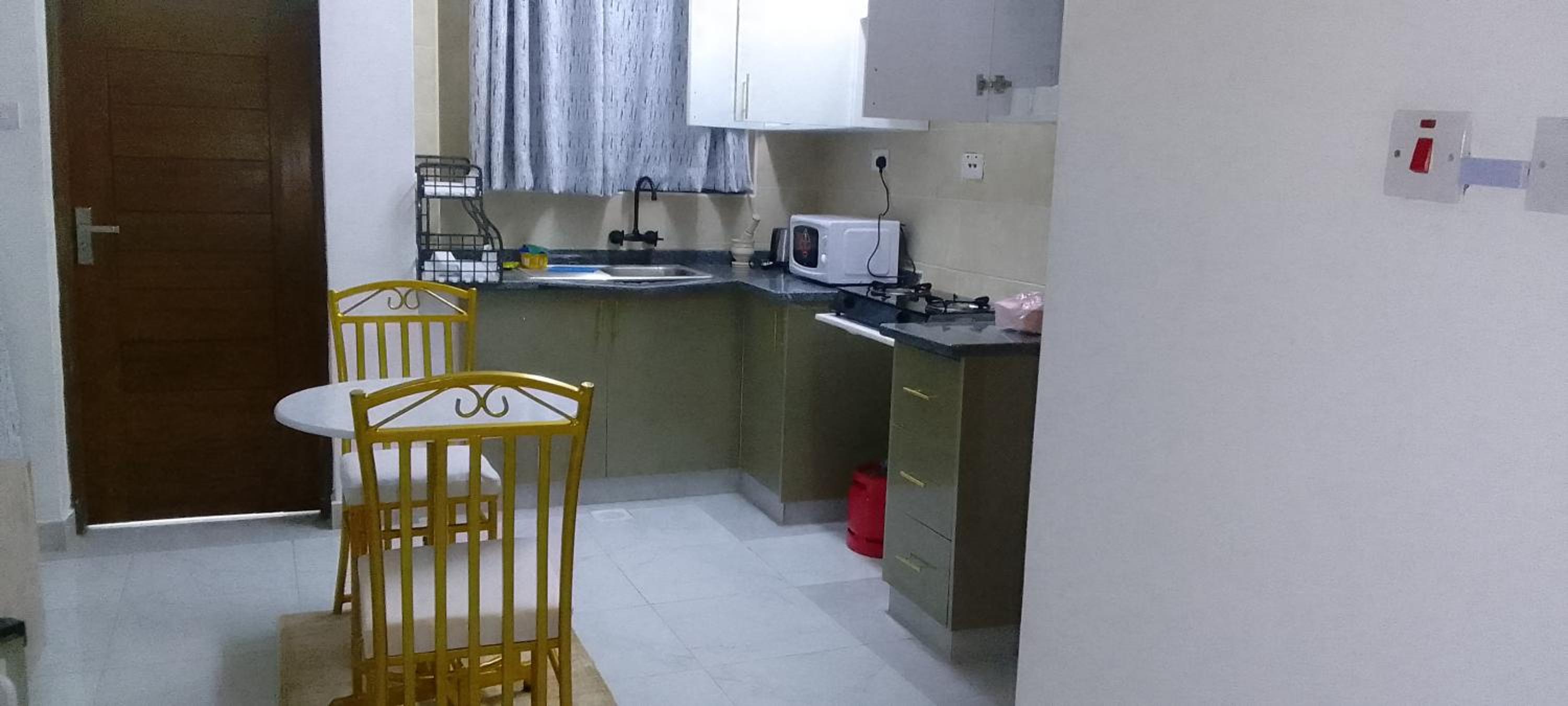 One-Bedroom Apartment photo 2