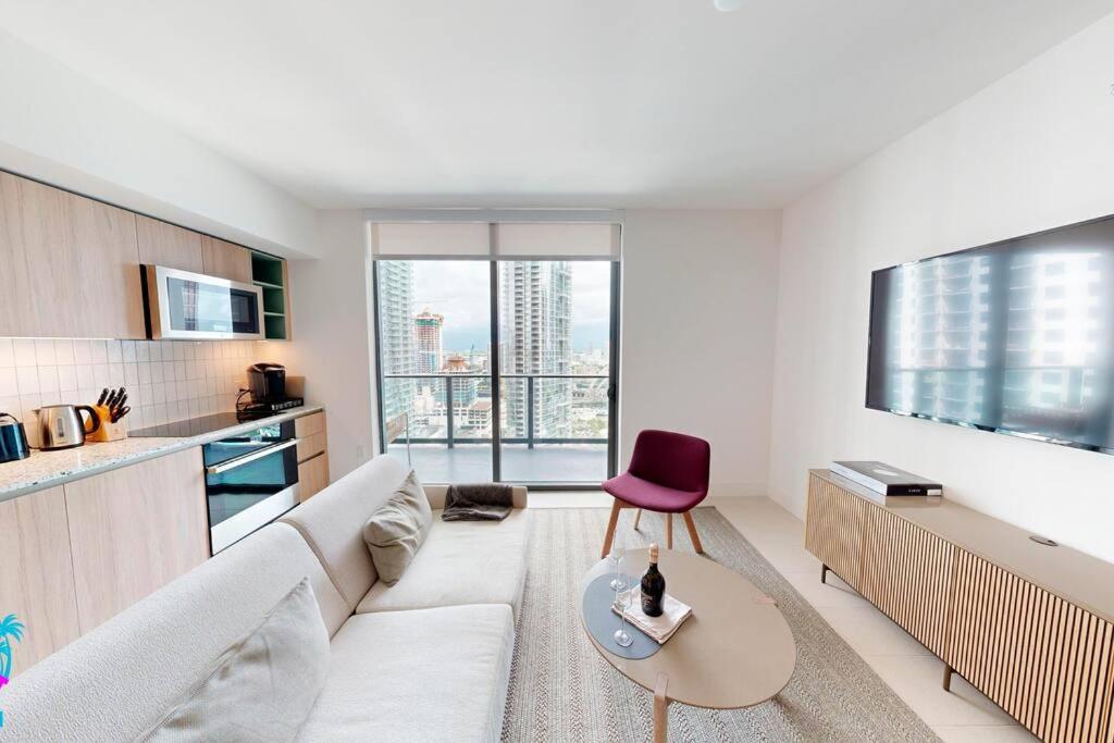 Two-Bedroom Apartment with City View photo 1