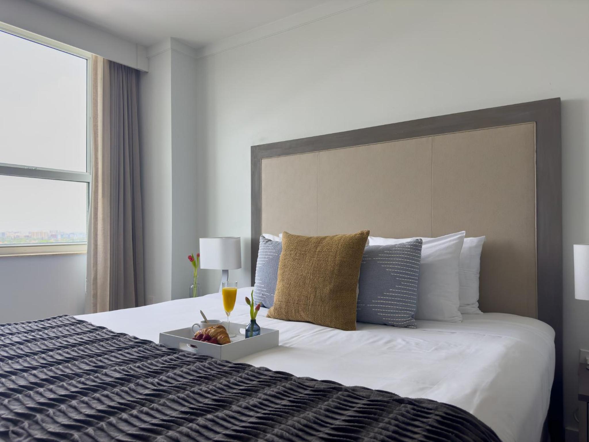 Deluxe King Room photo 3