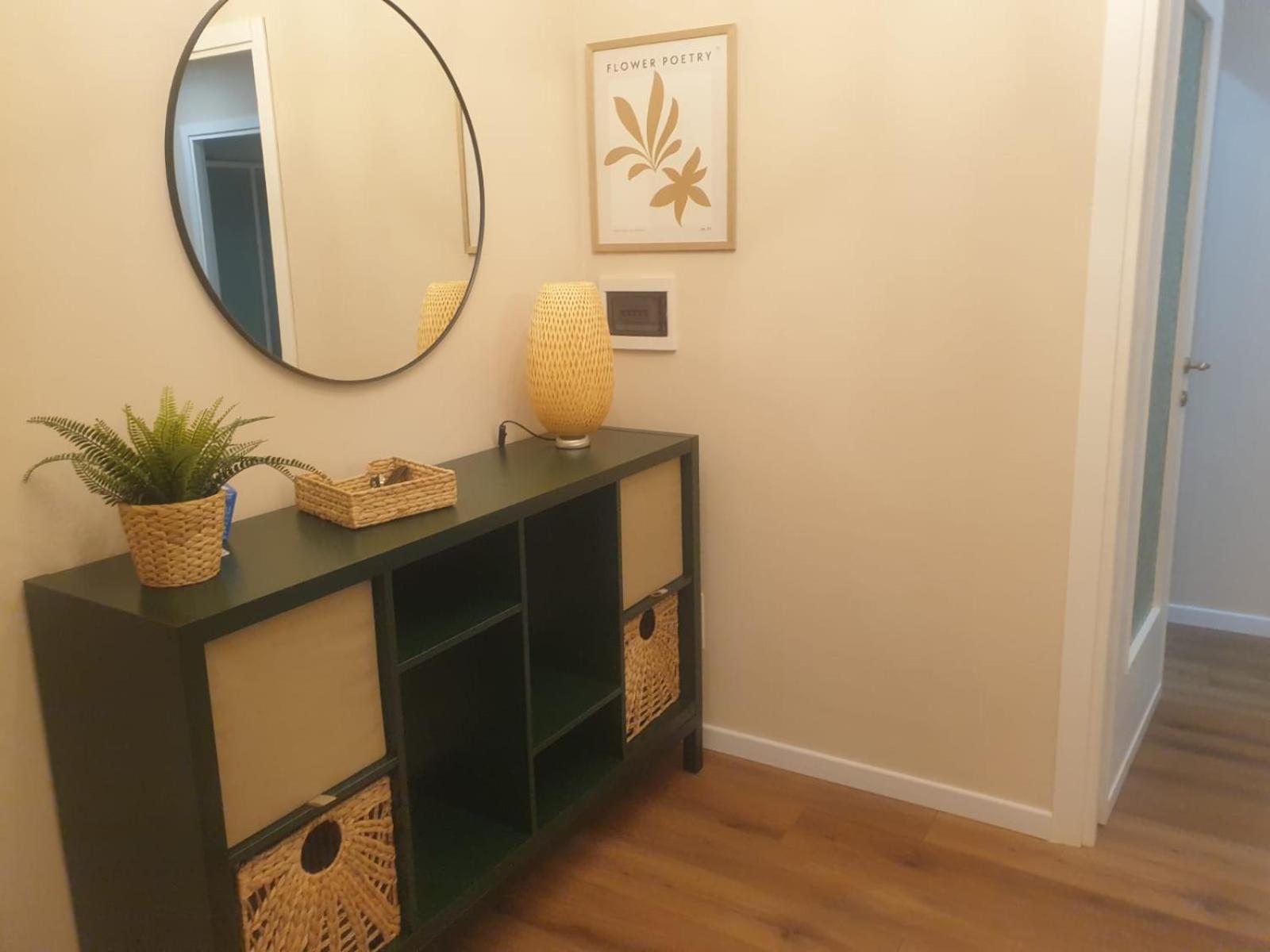 One-Bedroom Apartment photo 3