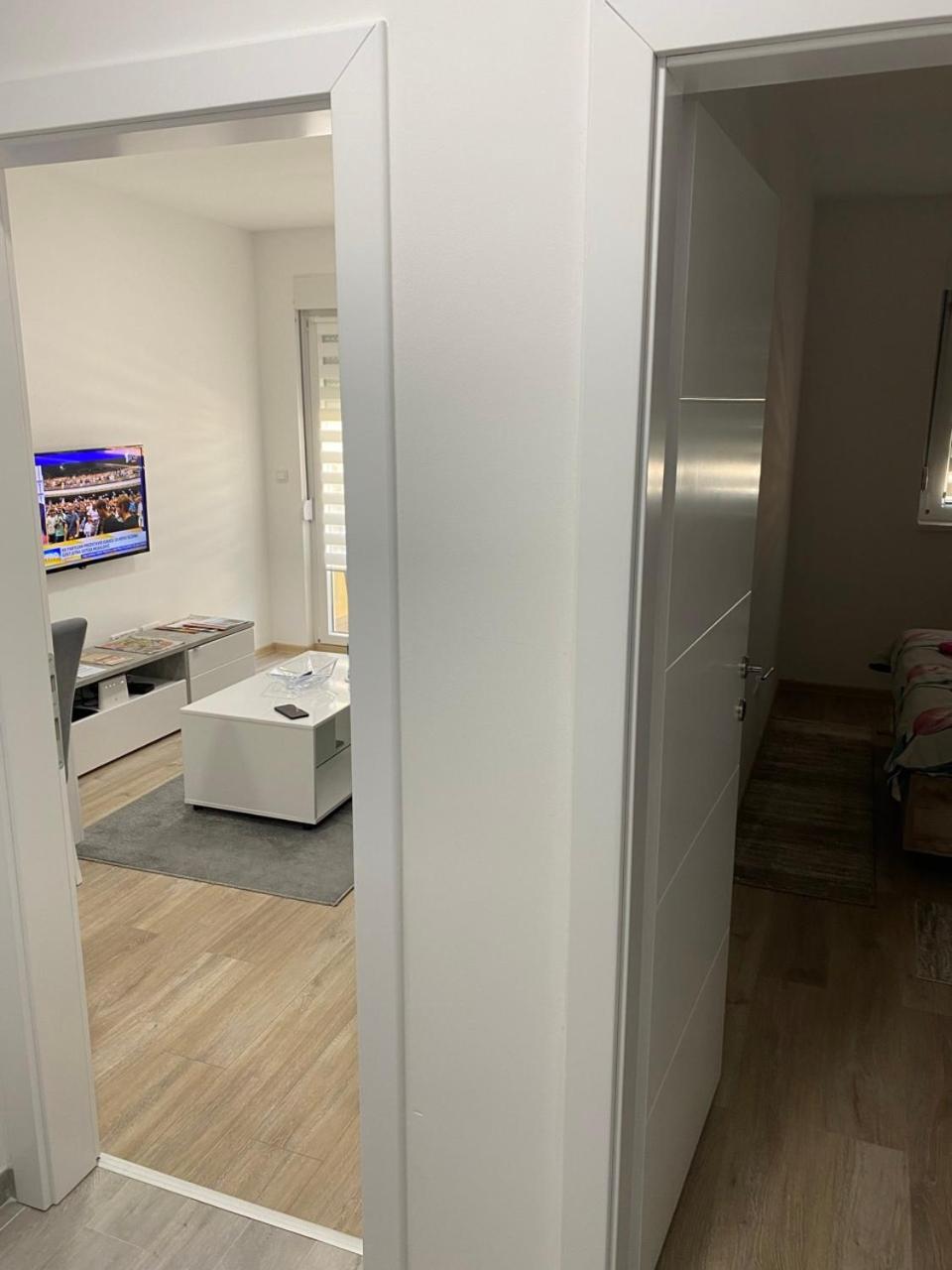 One-Bedroom Apartment photo 3