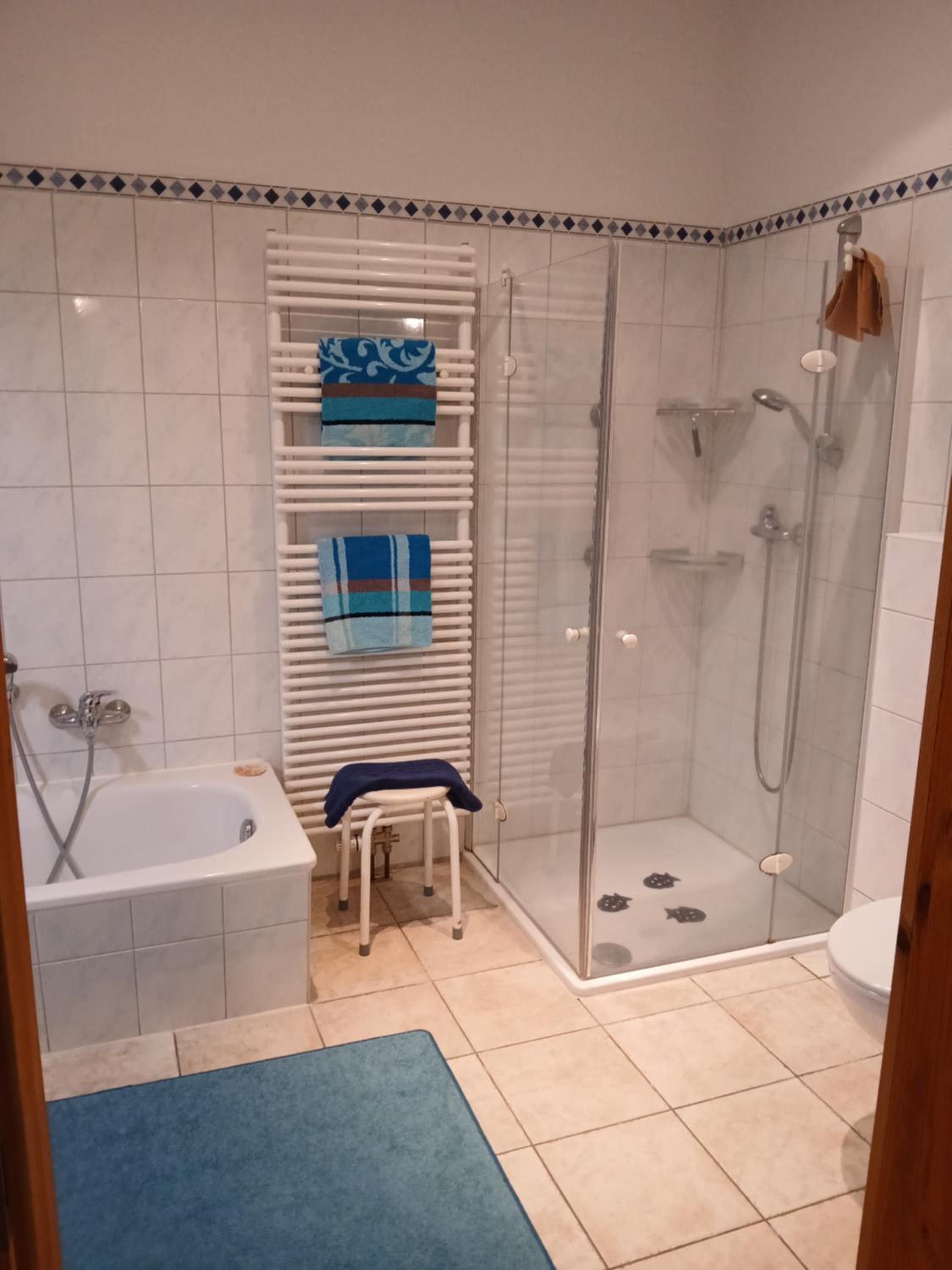 Family Two-Bedroom Apartment with View photo 3