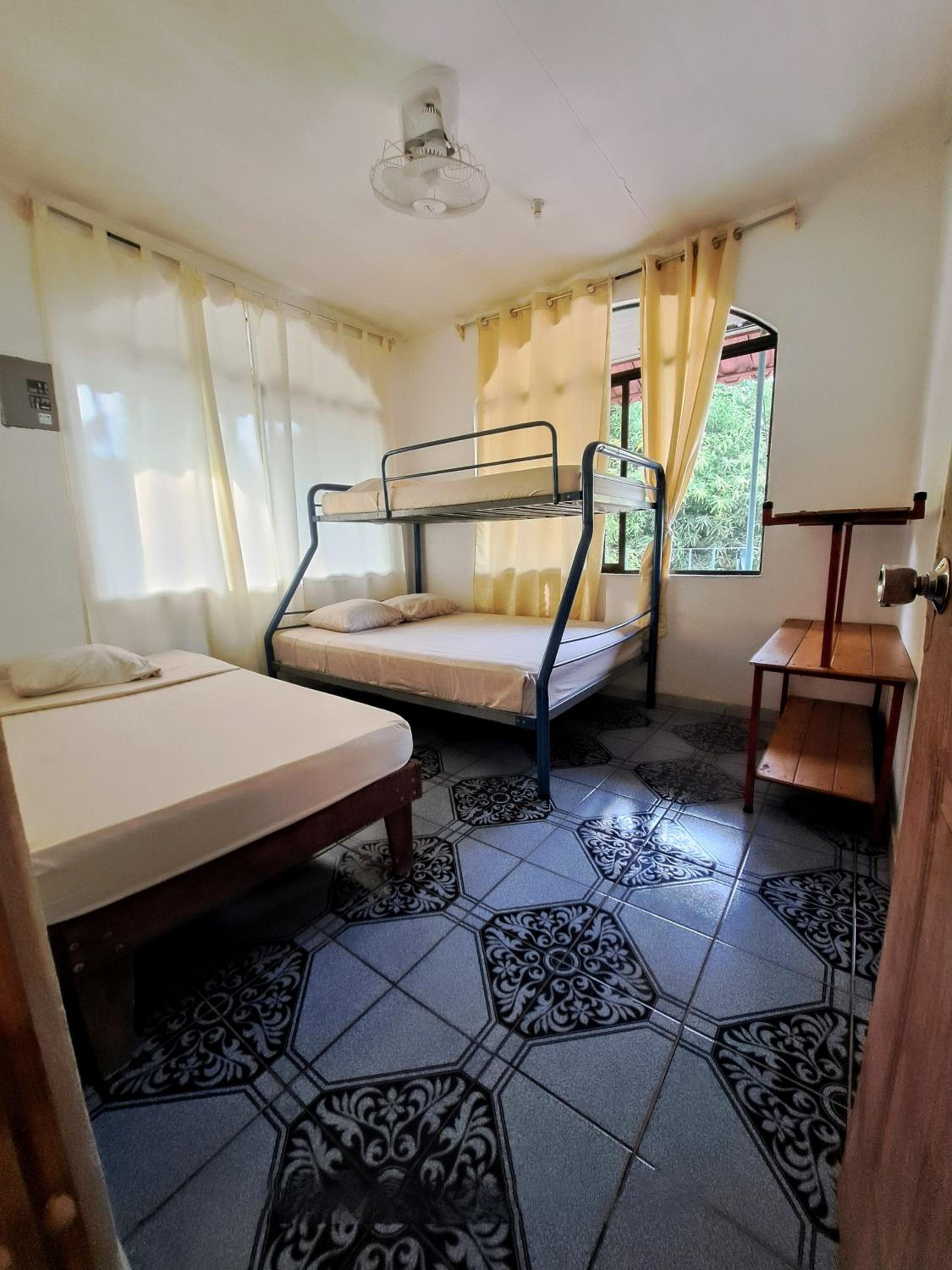 Large Double Room photo 3