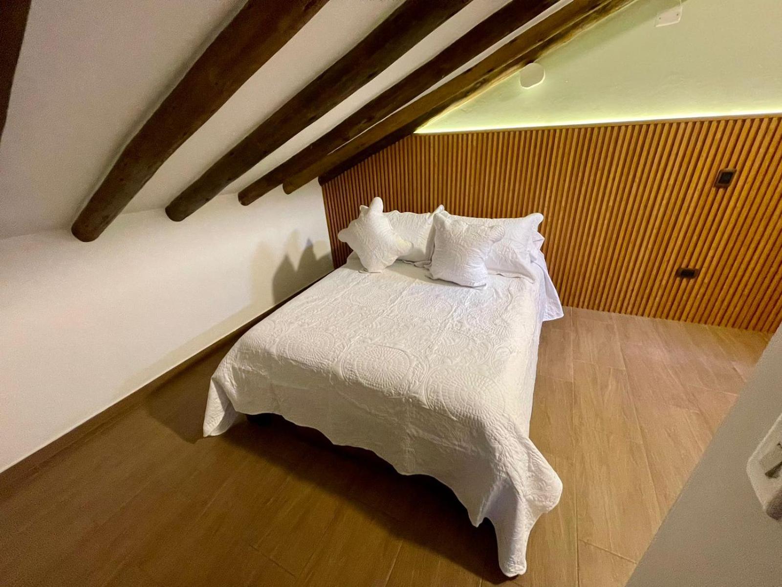 Small Double Room photo 3
