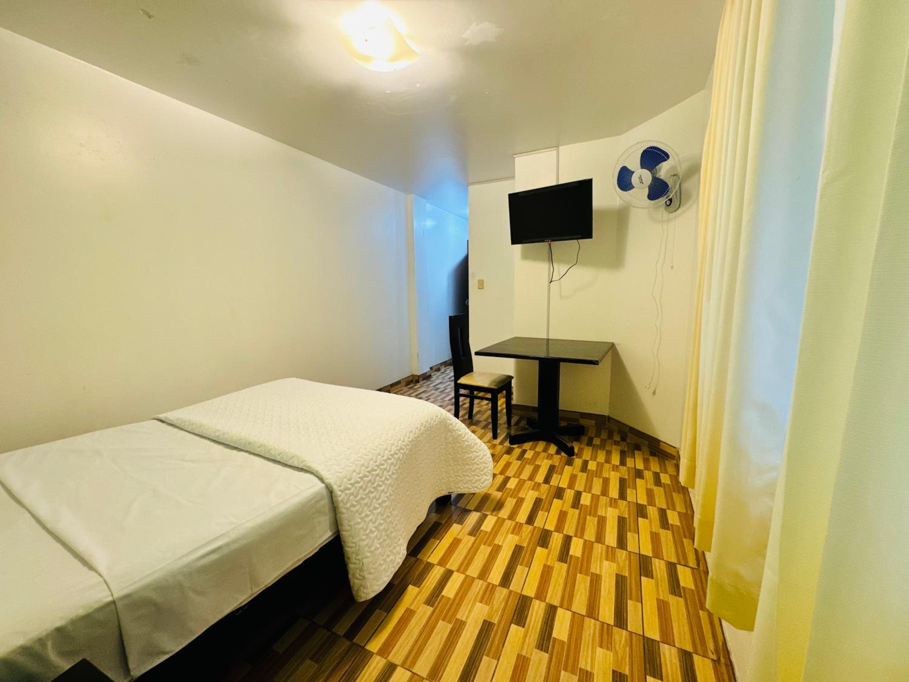 Deluxe Queen Room photo 1
