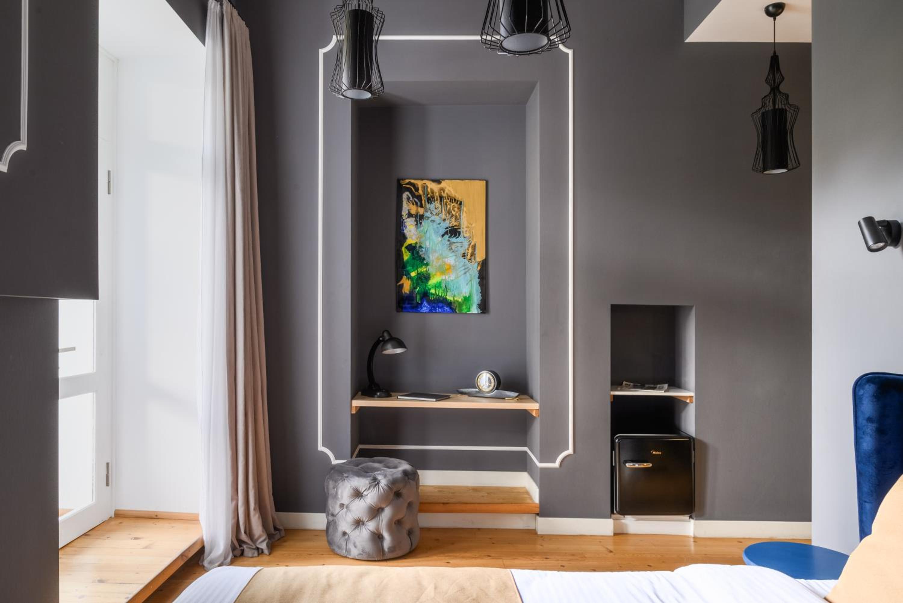 Double Room with Balcony - Photo 7