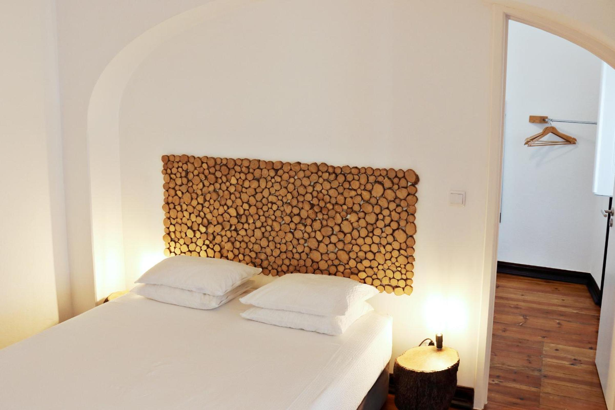 Double Room with Private Bathroom - Photo 6