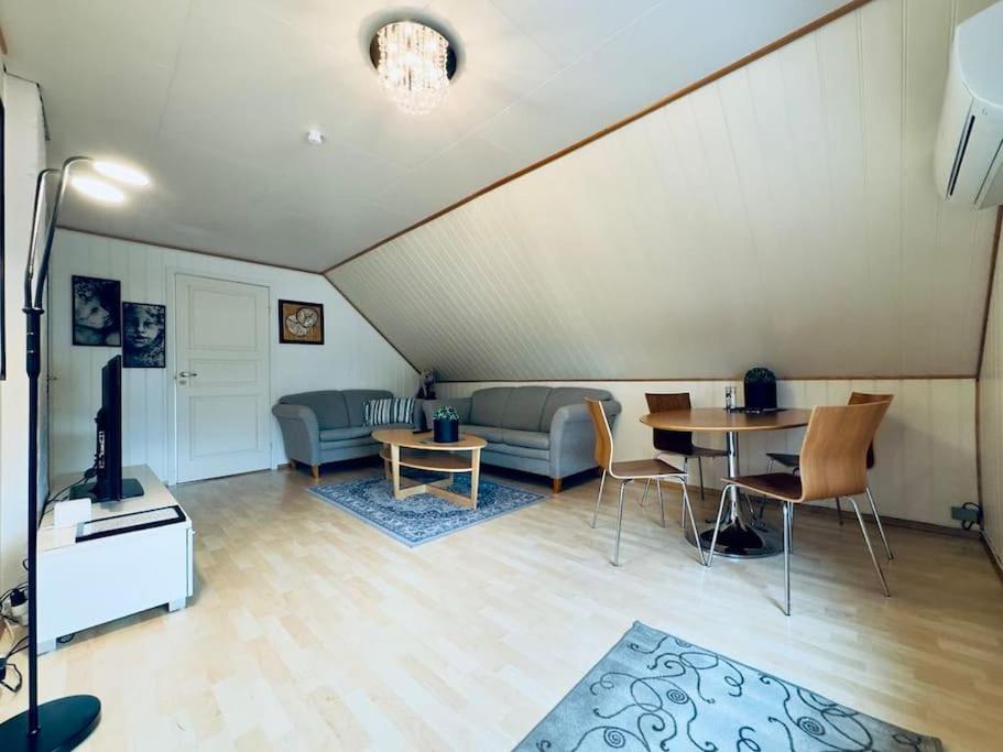 Two-Bedroom Apartment photo 3