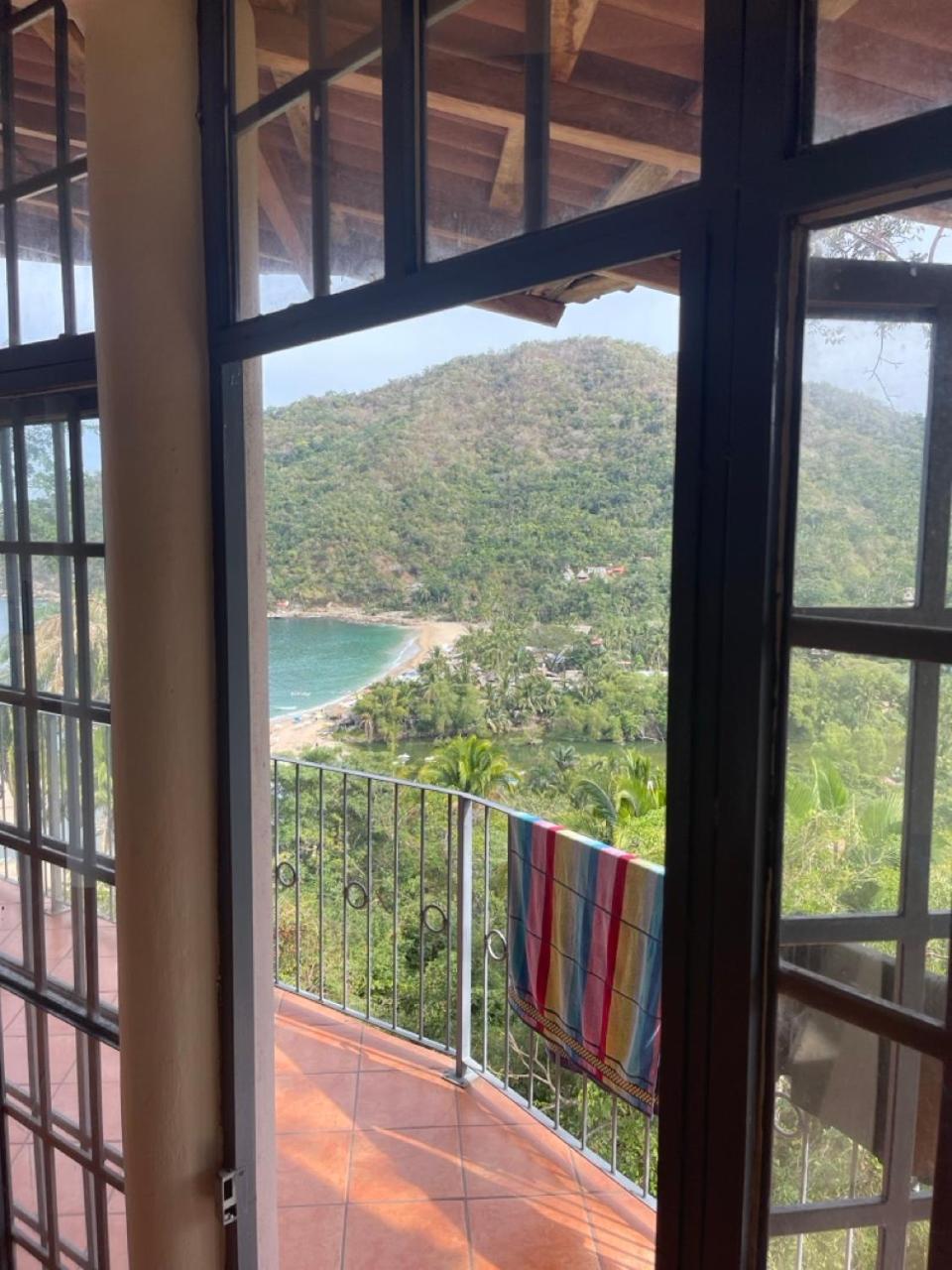 Family Room with Sea View photo 3