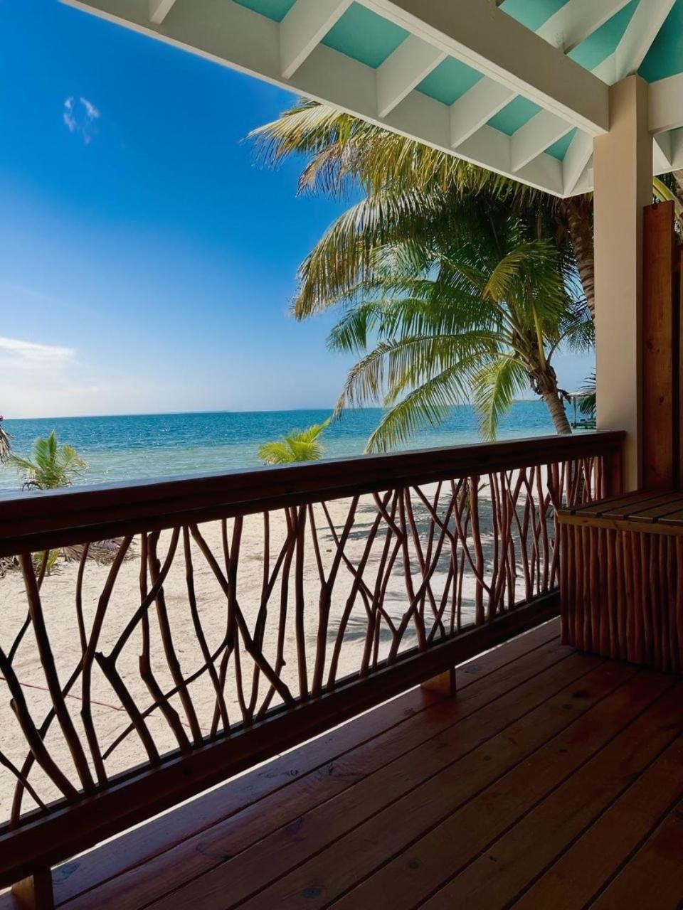 King Suite with Sea View photo 2