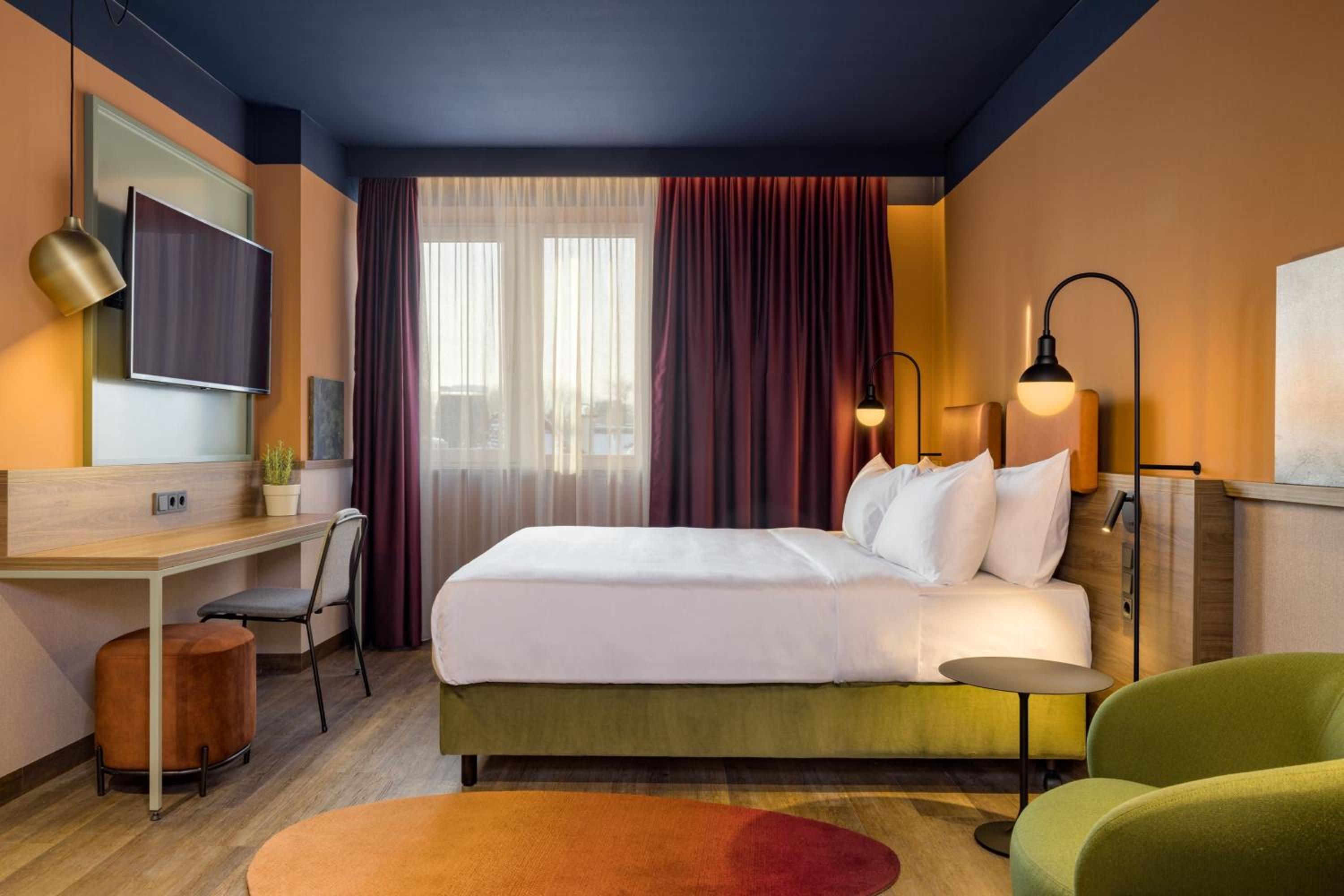 Superior King Room with View - Photo 1