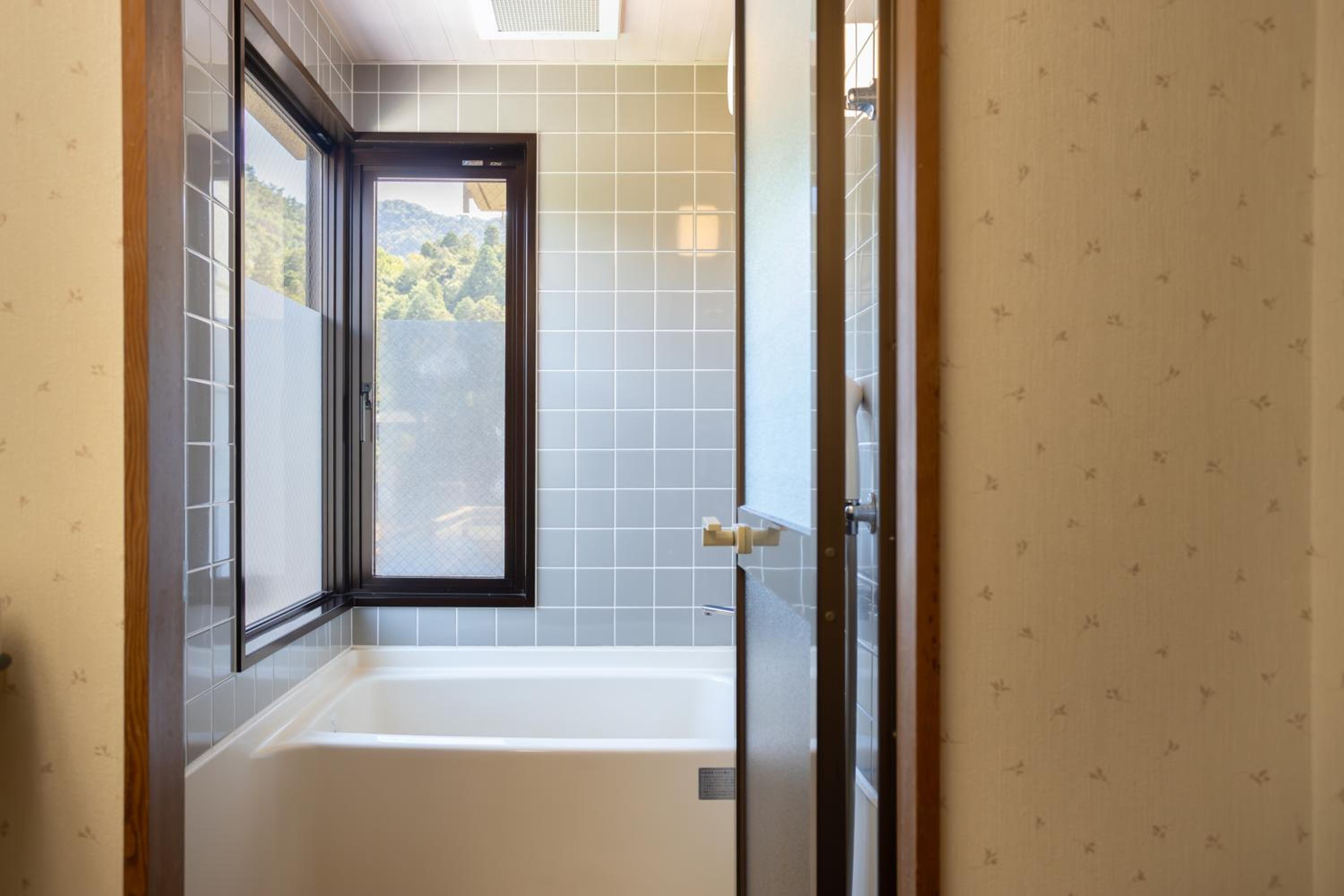 Superior Japanese-Style Room