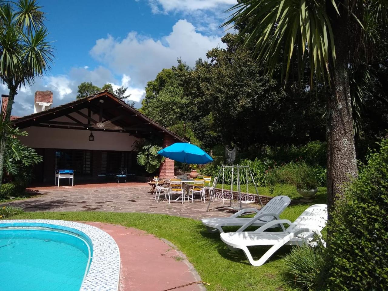 Three-Bedroom Villa photo 2