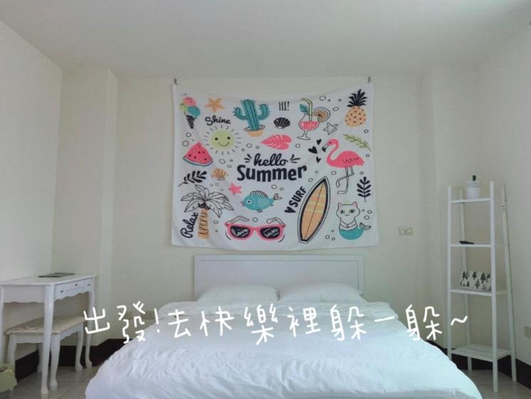 Apartment with Shower photo 1
