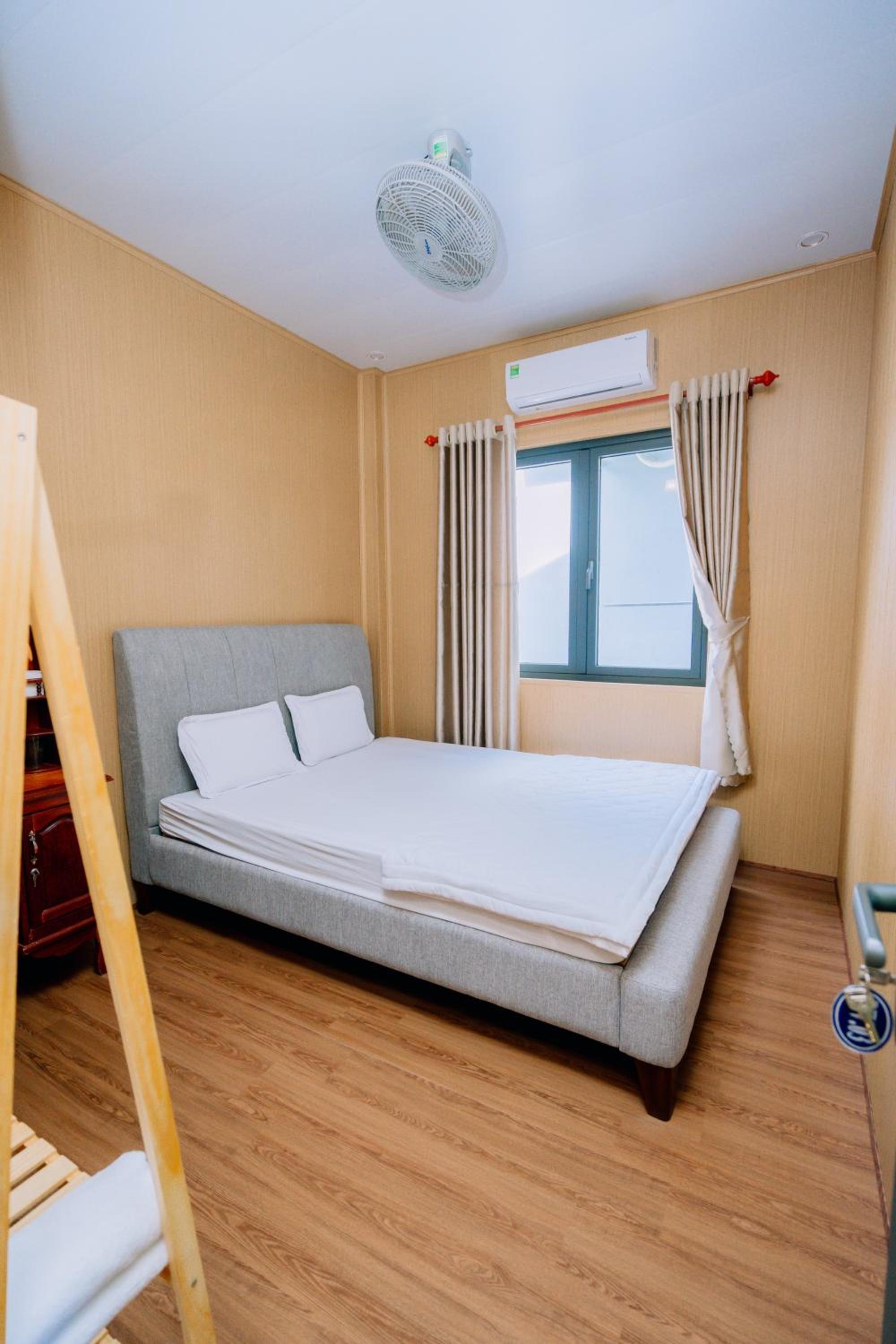 Deluxe Quadruple Room photo 2