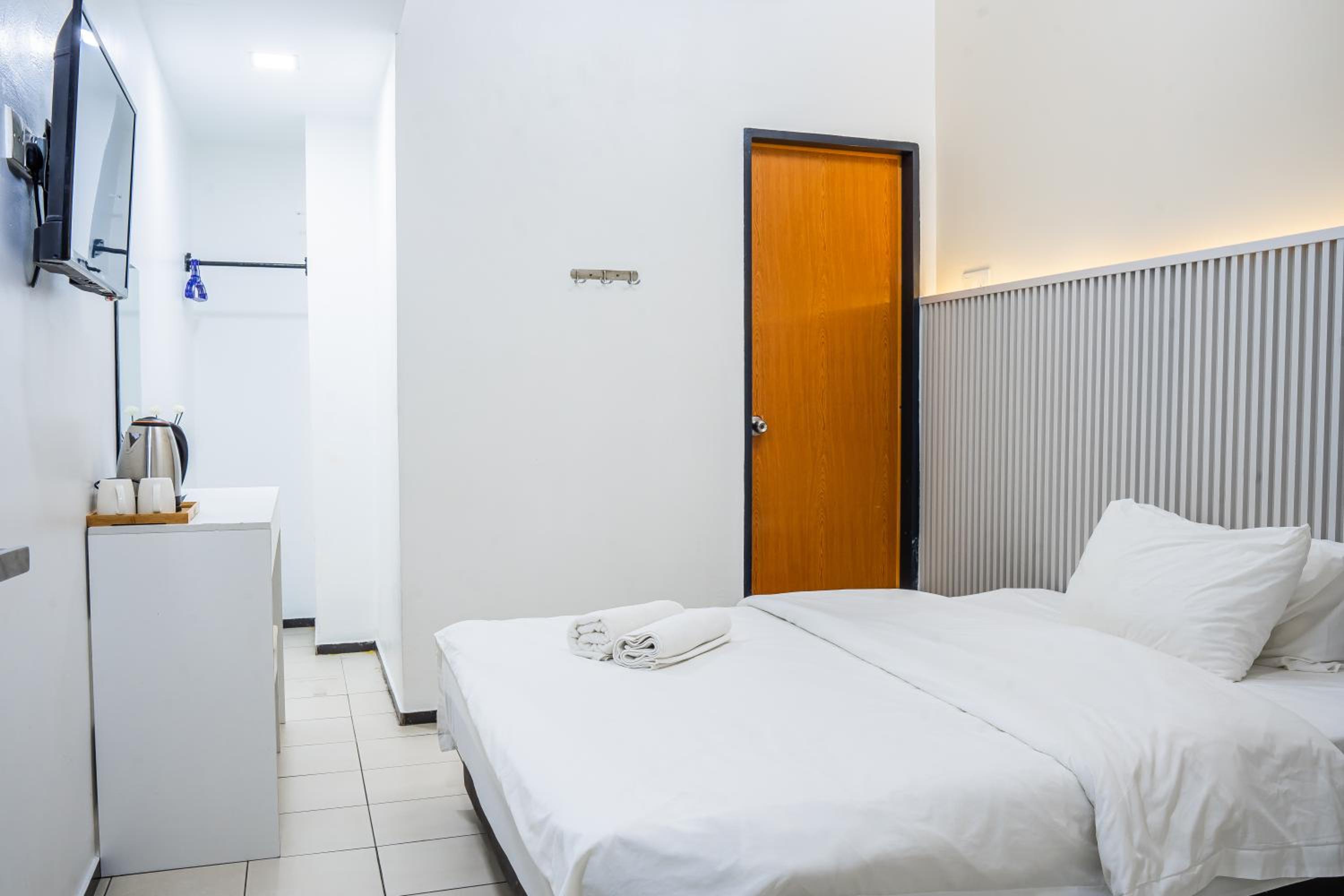 Standard Double Room photo 3
