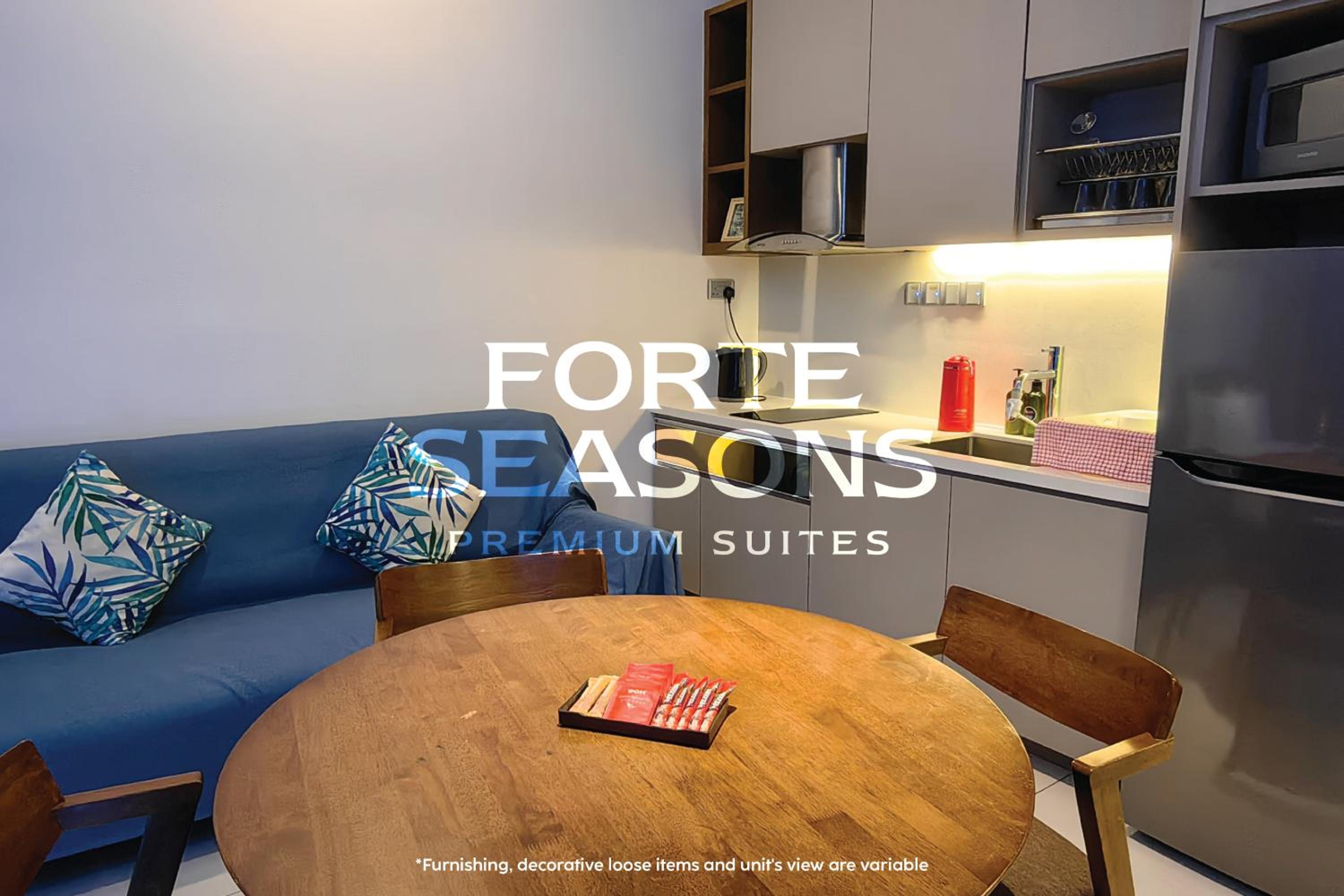 Superior Family Room - Photo 9