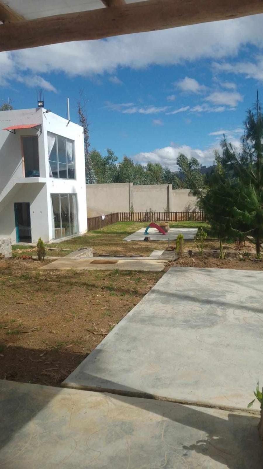 One-Bedroom House photo 2