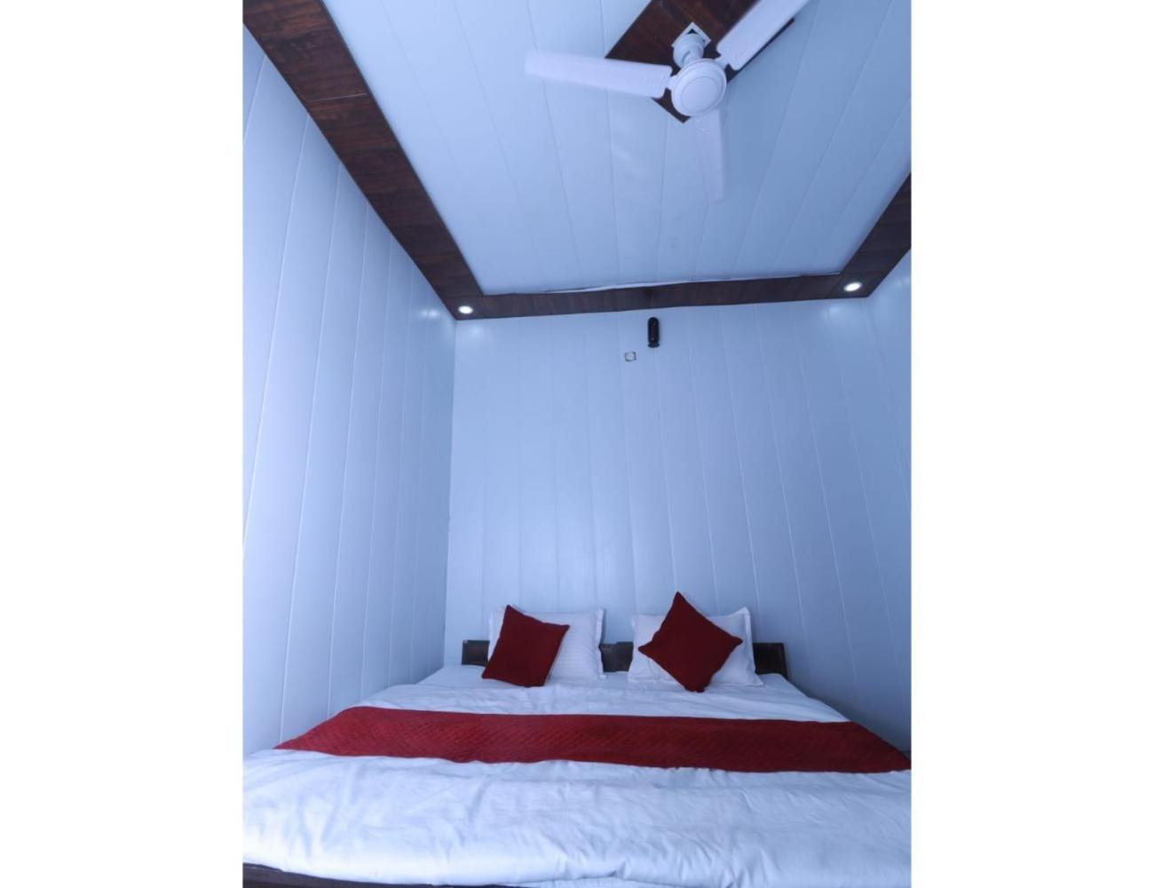 Superior King Room photo 3