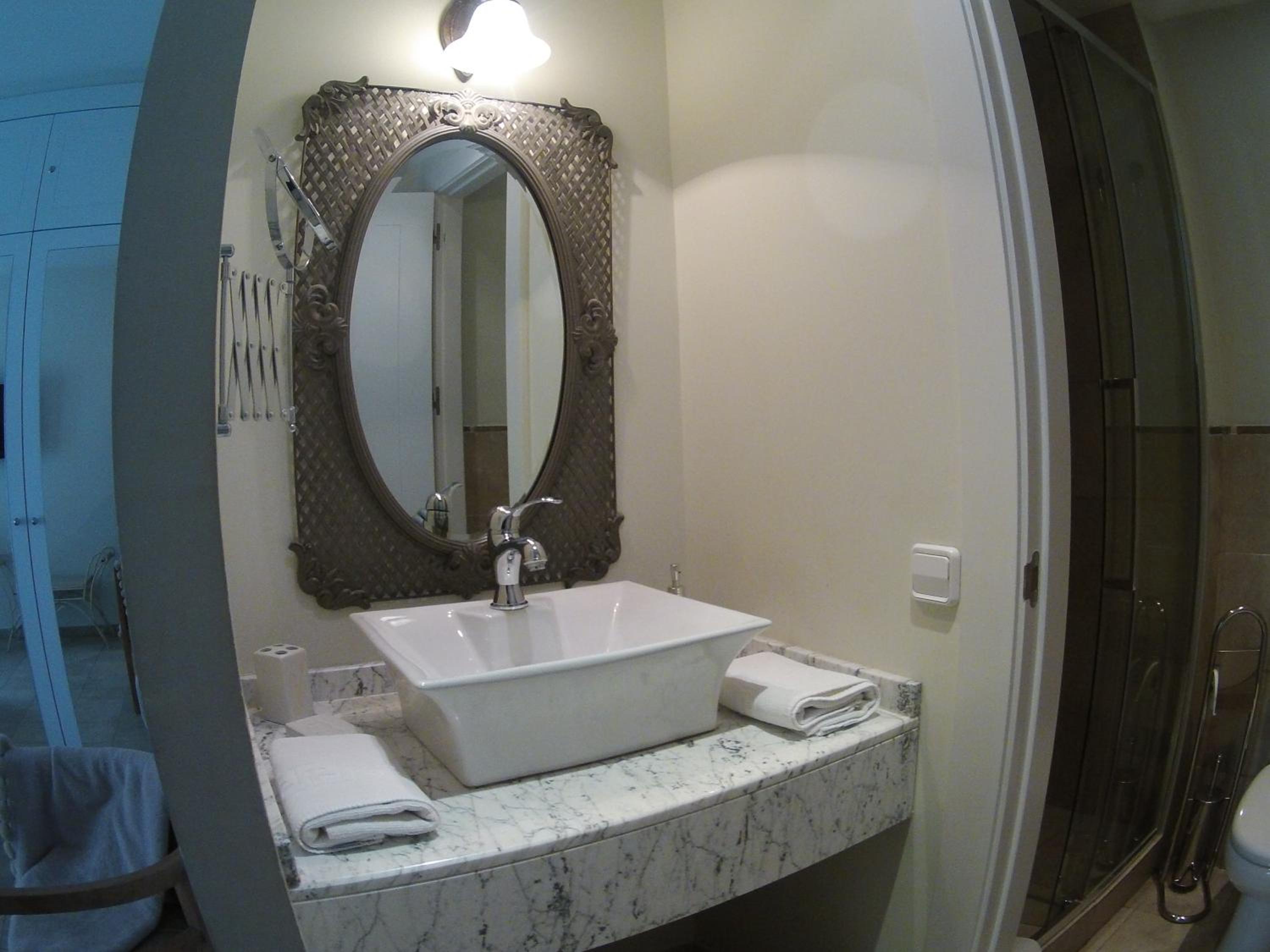 Double Room With Balcony photo 3